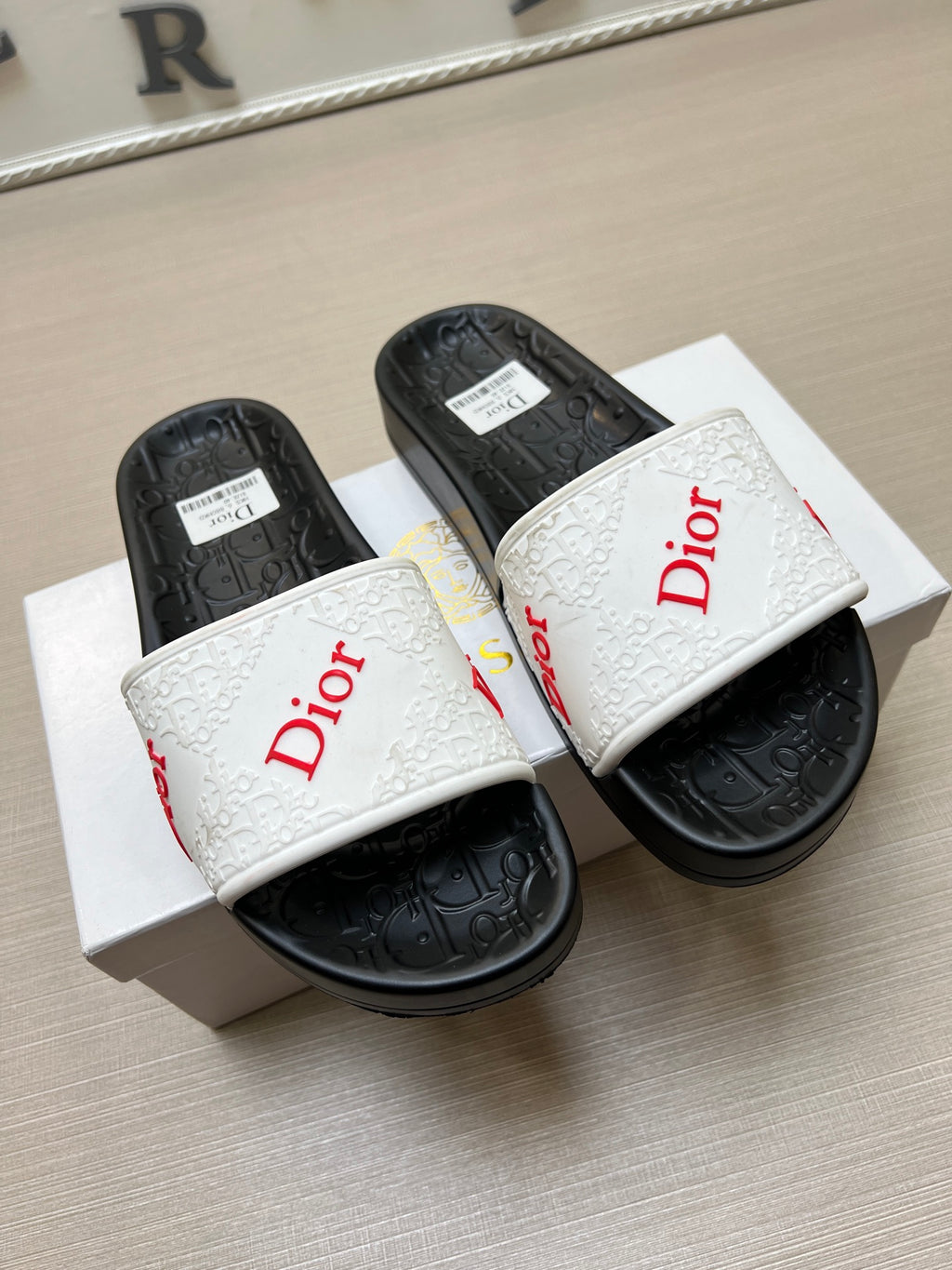 Z5Z35D279 Popular Slippers