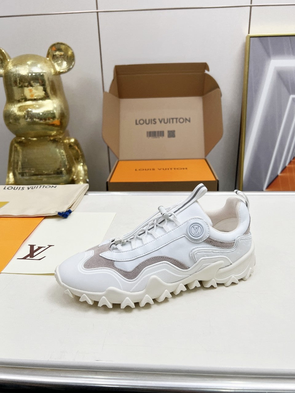 Z2Q105E284 Popular high-quality Shoes