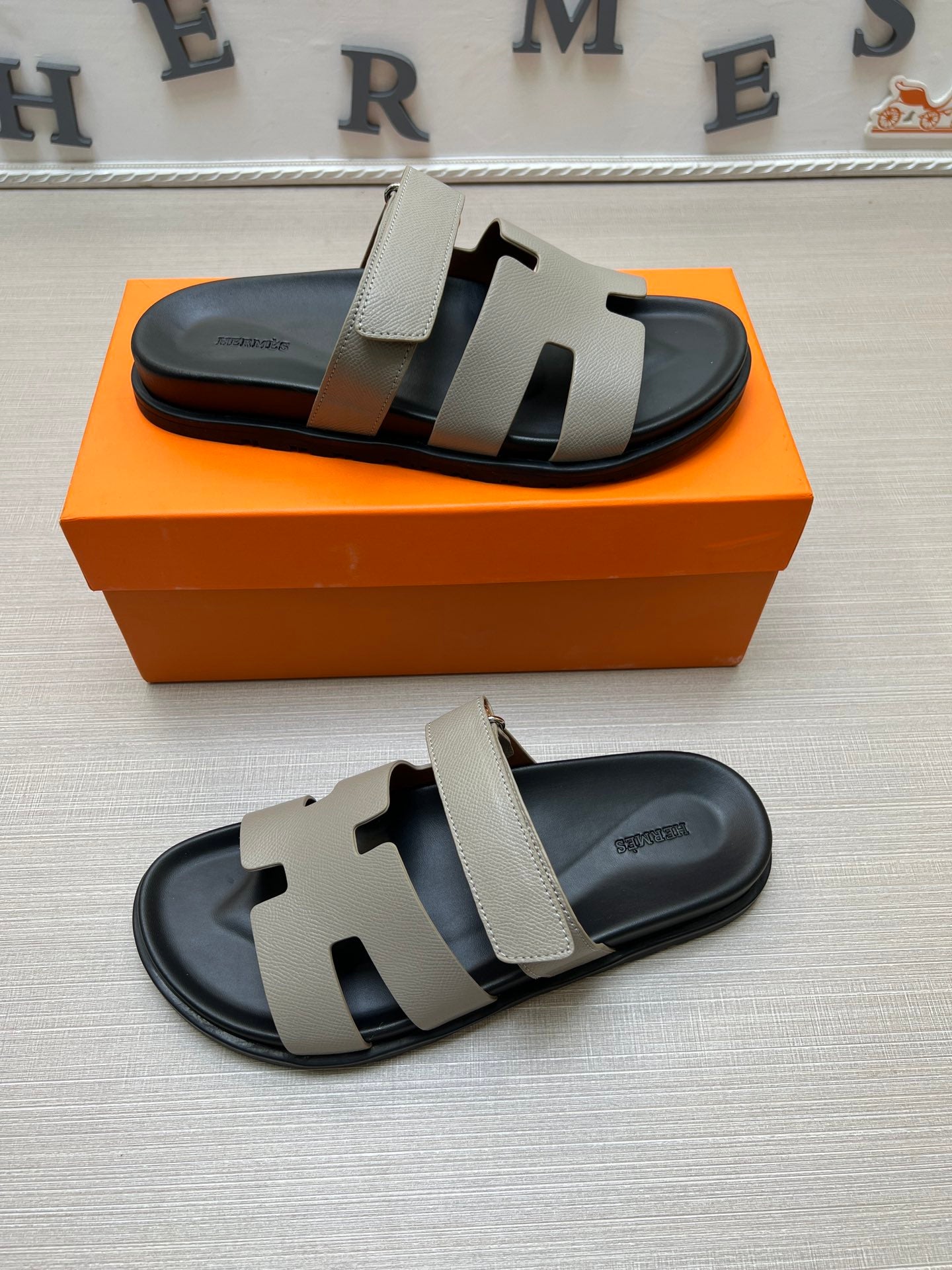 Z5ZH1 Popular slippers