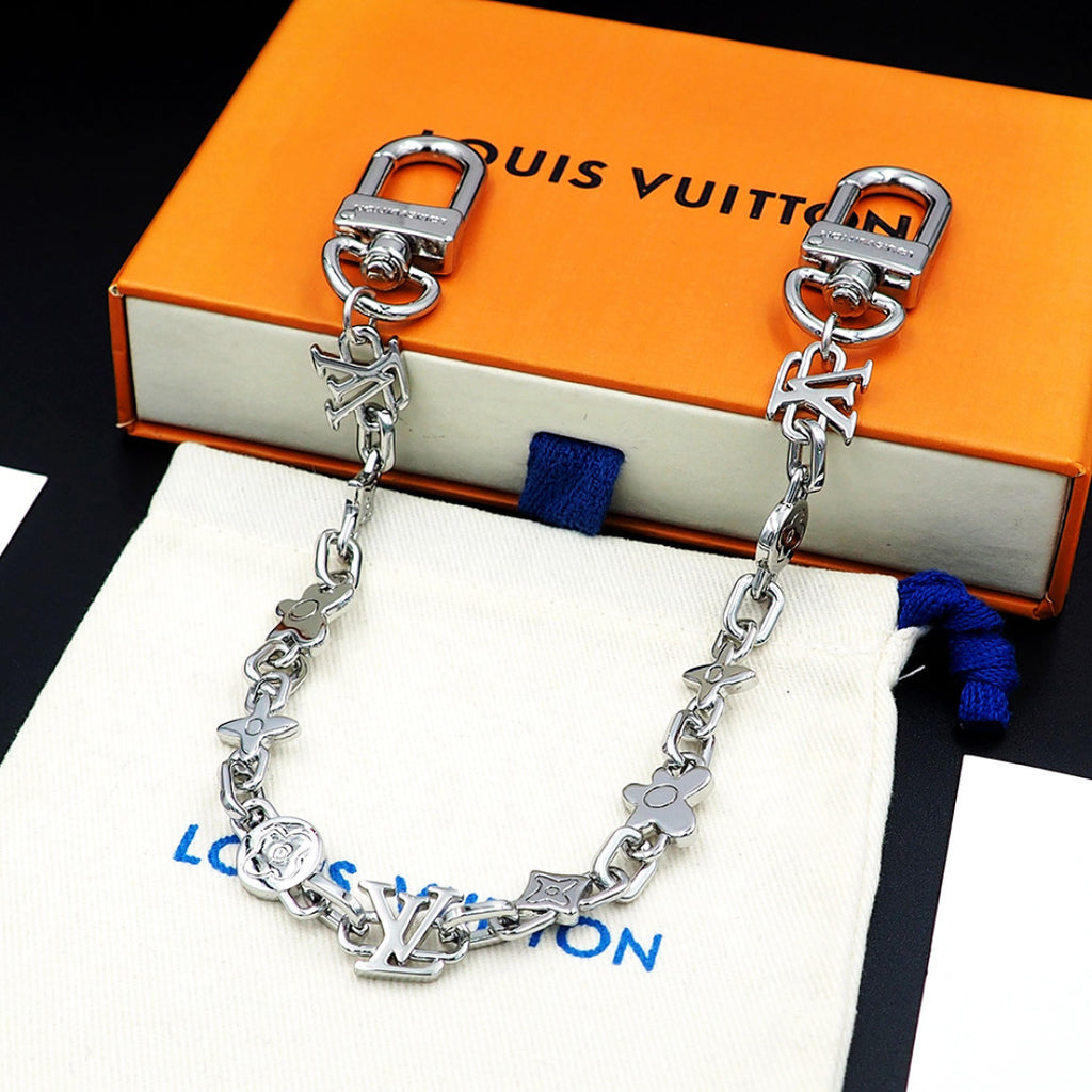 A1R46E46 Popular bag 's charms accessories