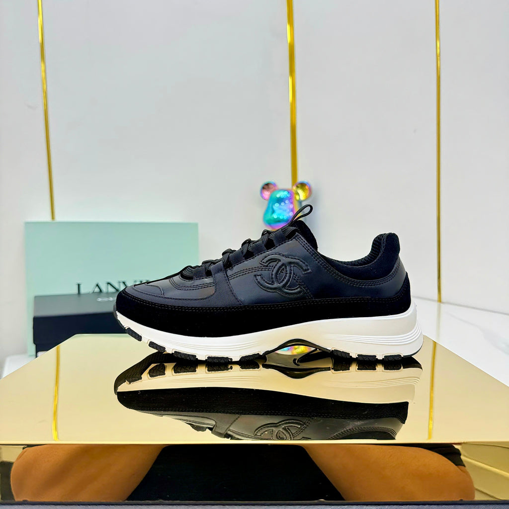 Z2R85C6  Popular high quality shoes