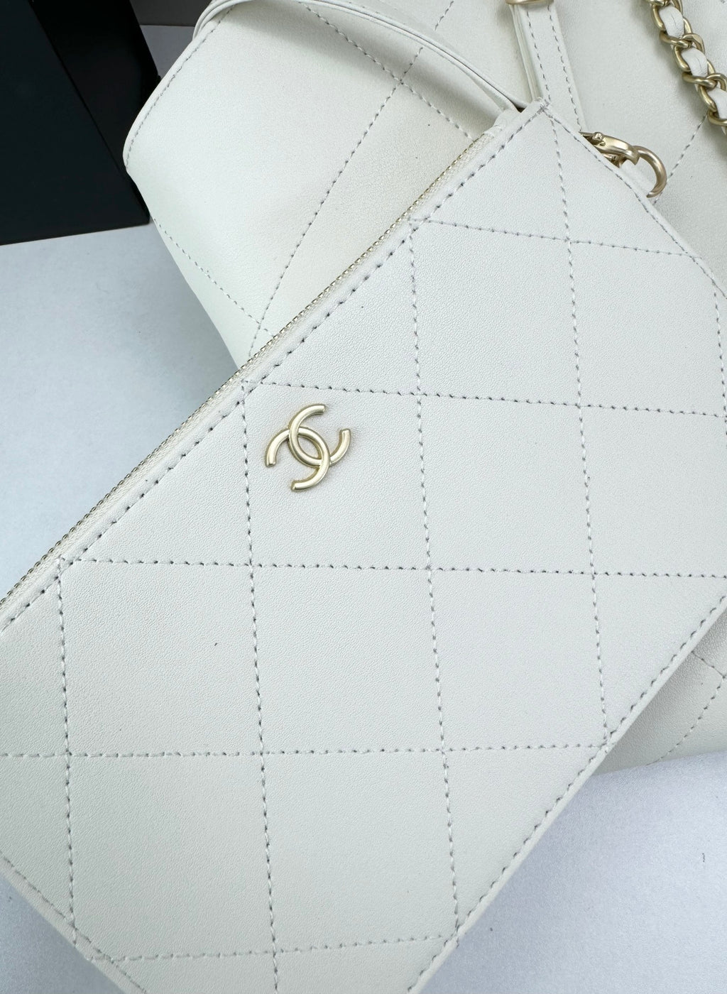 B1P46C11 Popular leather bag