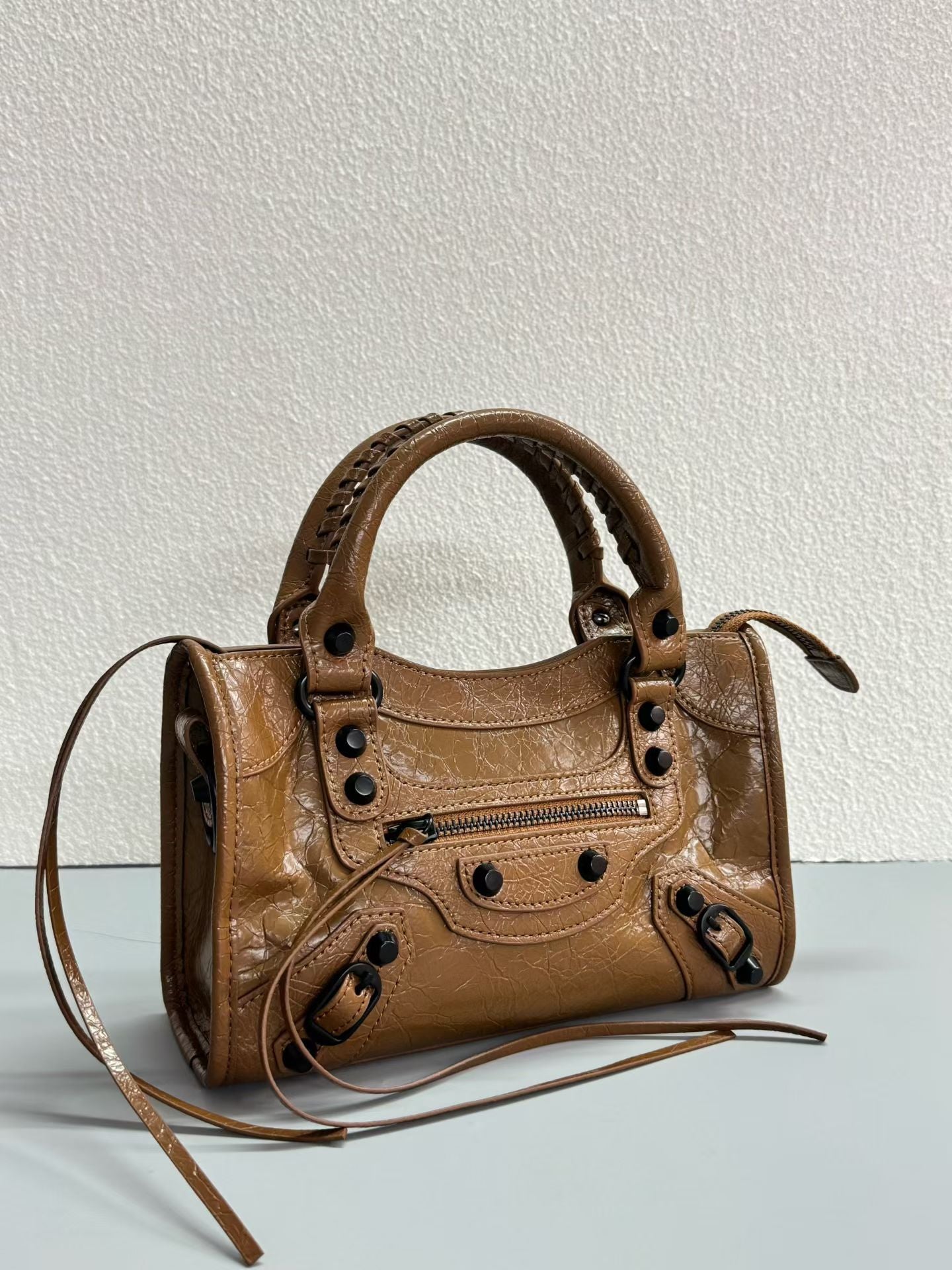 B1P36J115 Popular leather bag
