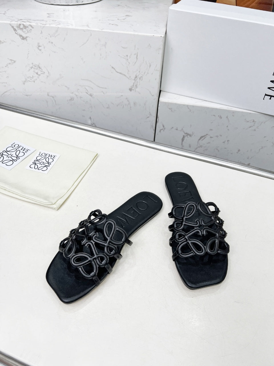 Z2X66A23 Popular high-quality leather Shoes