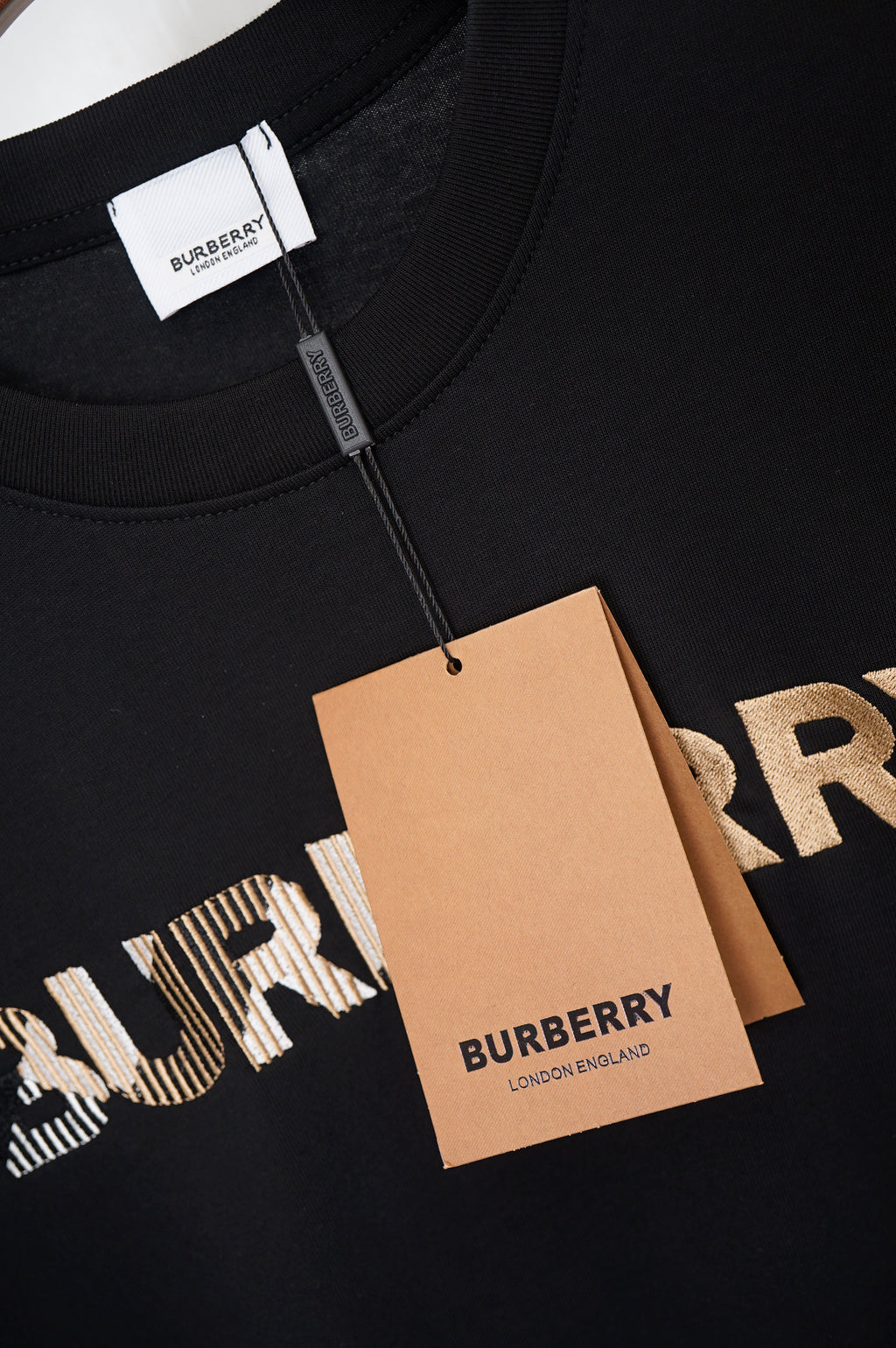 U1R76R8 Popular T-shirts