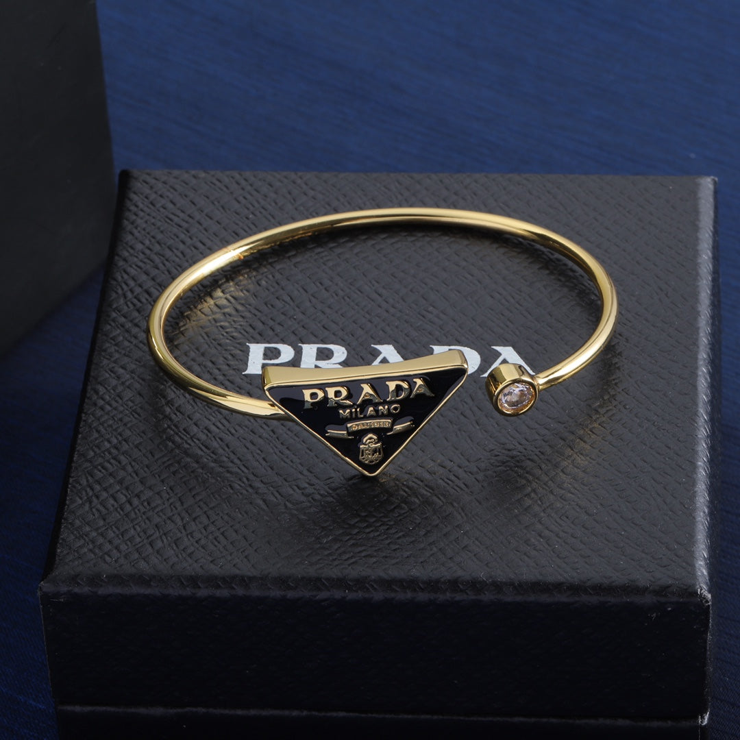 X1Y83PD68K  Popular Bracelets