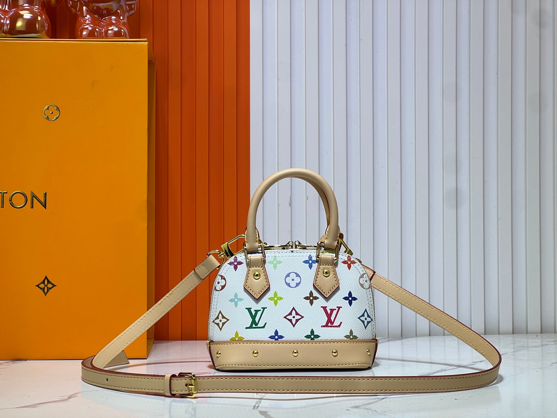 B1N175E24 Popular   leather bag