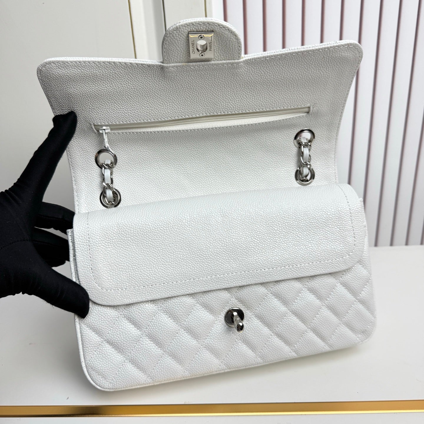 B1R76C13 Popular leather bag