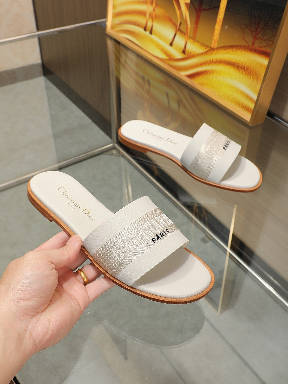 Z2Q55D38 Popular  leather shoes