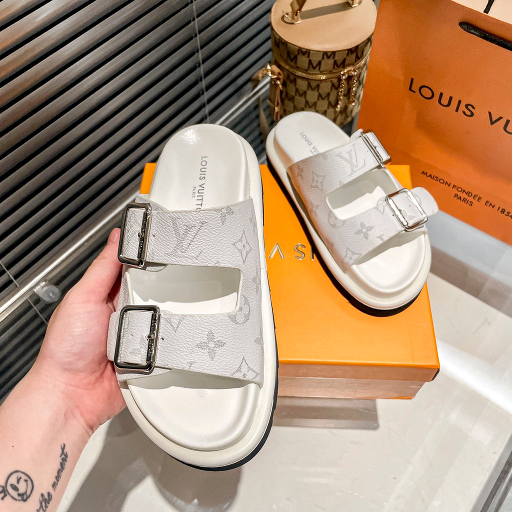 Z1Z54E194 Popular Slippers