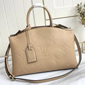 B1X61E059 Popular  leather bag 