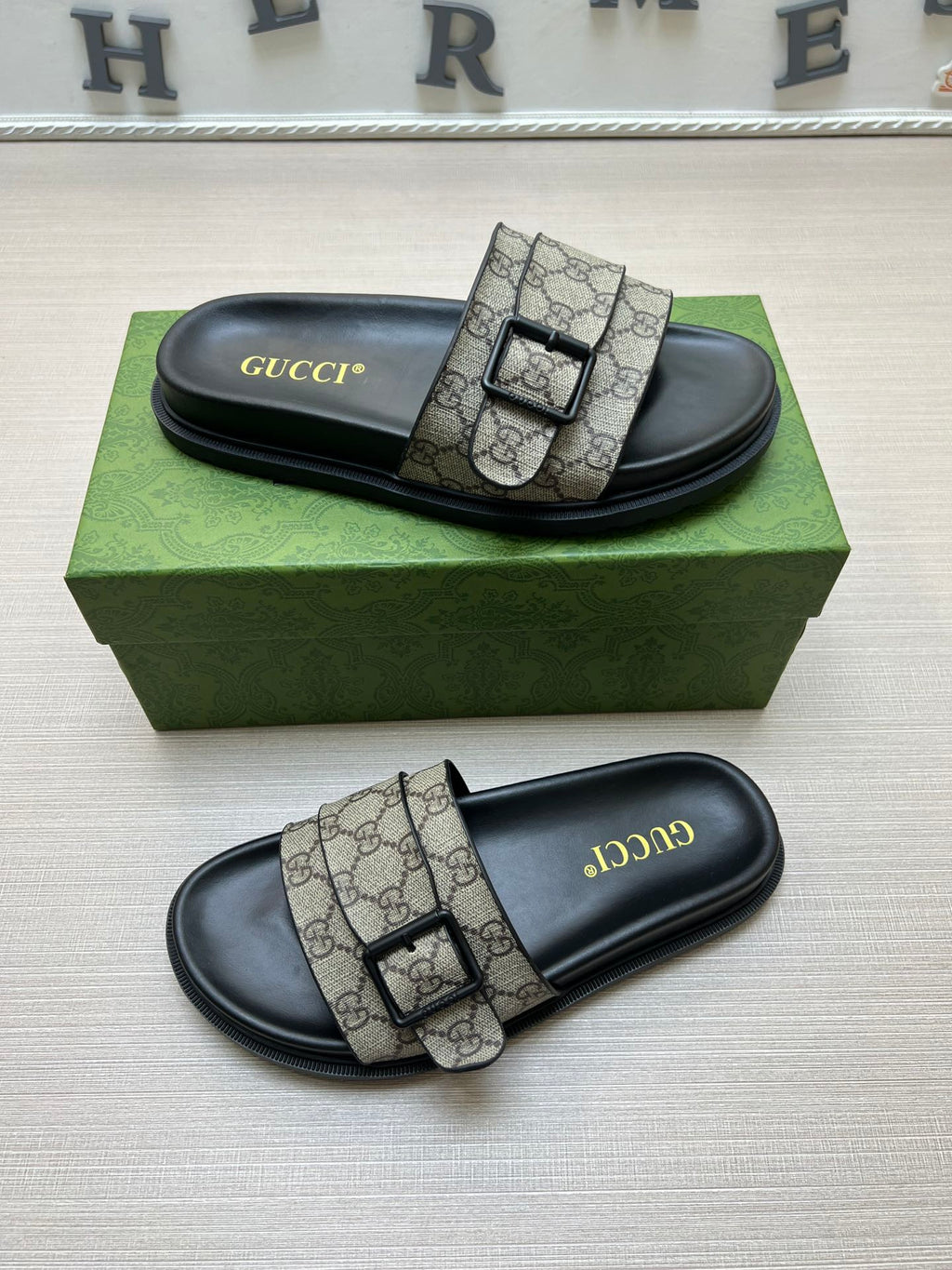 Z5ZB90 Popular slippers