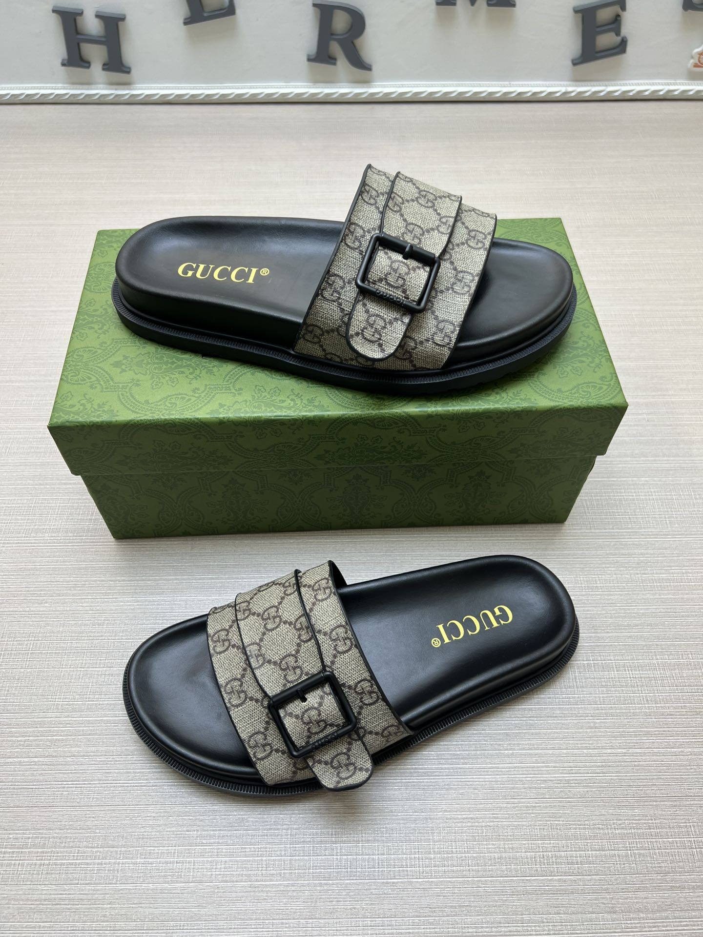 Z5ZB90 Popular slippers