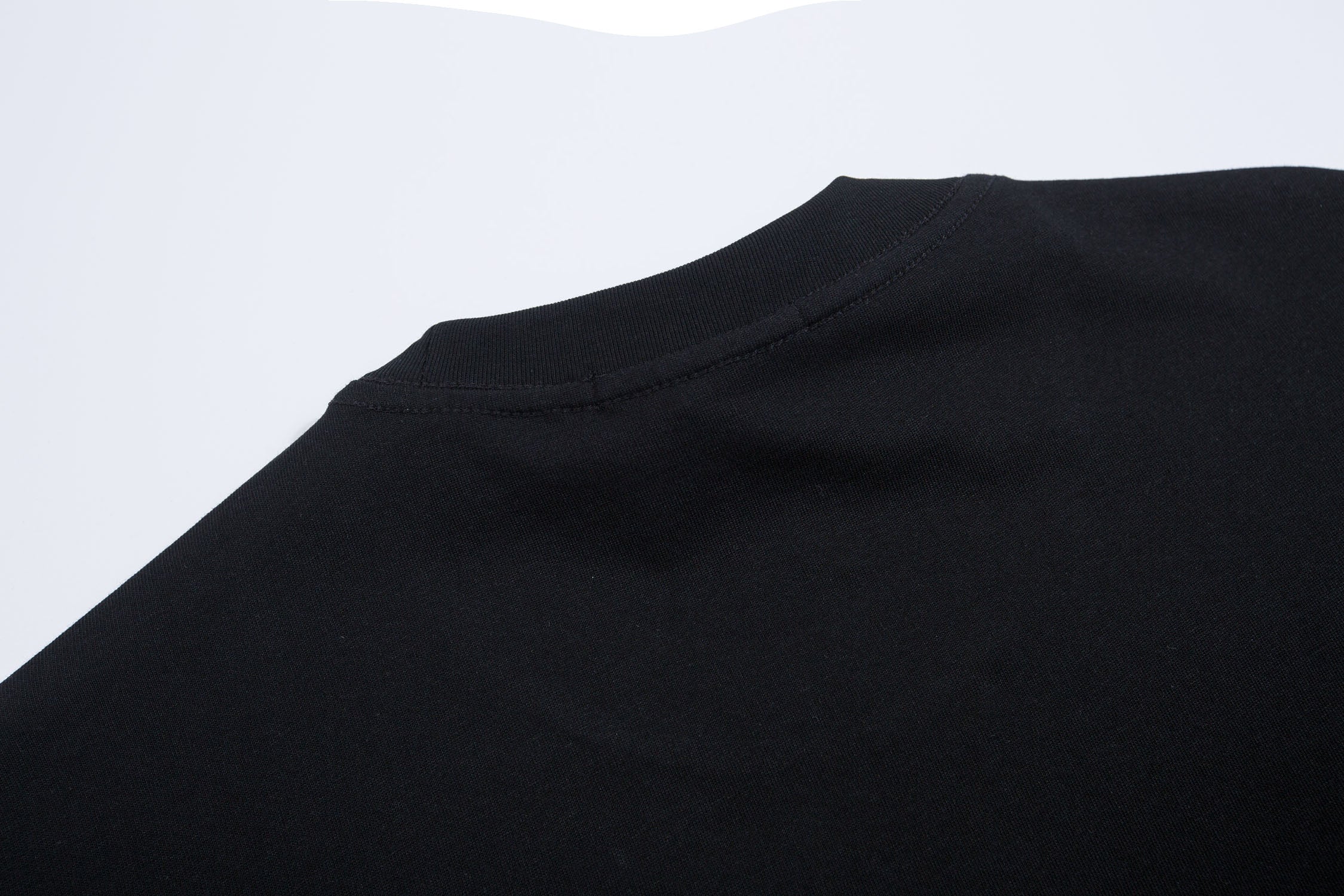 U1R45P198 Popular T-shirt