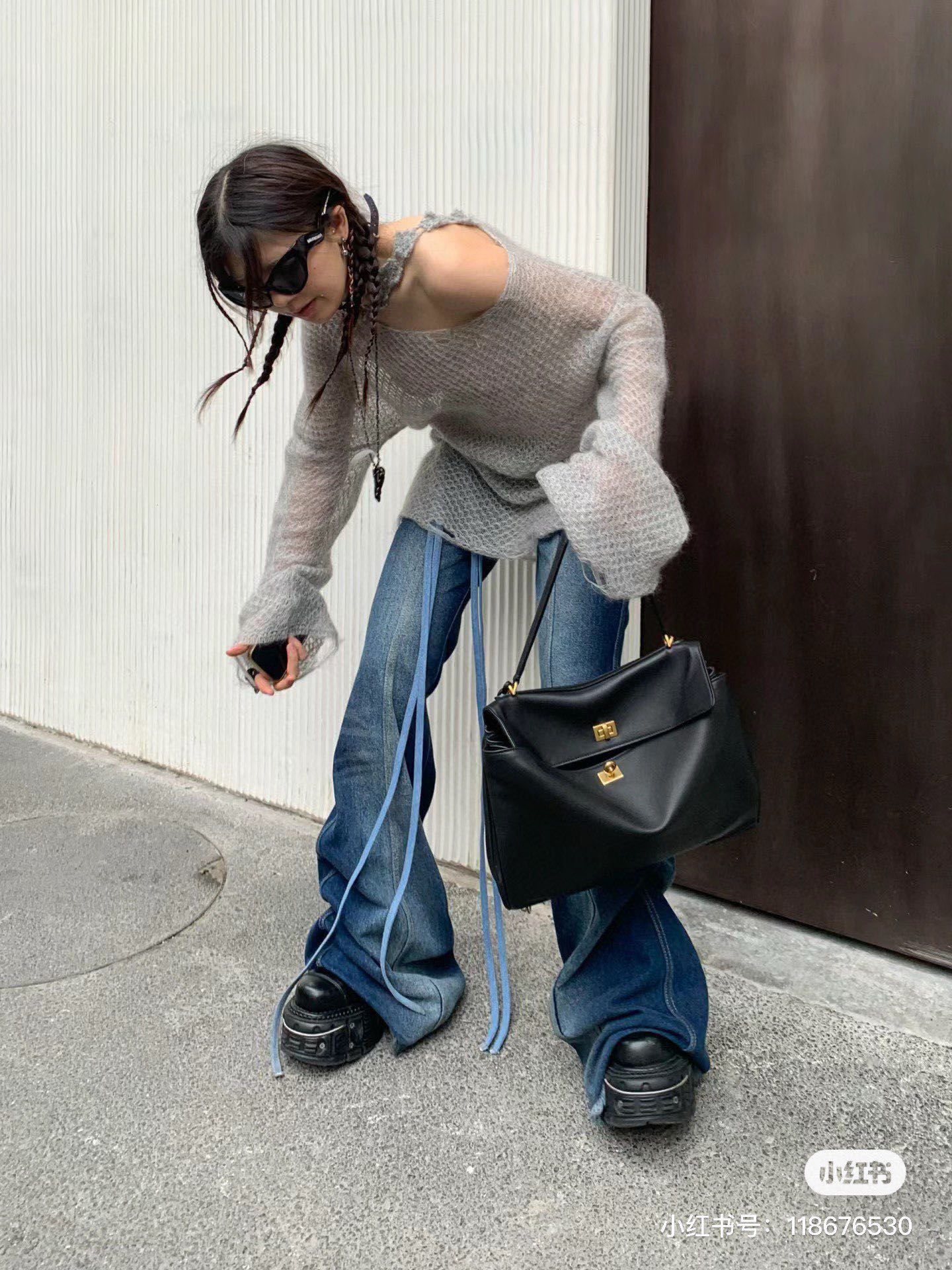 B1P36J123 Popular leather bag
