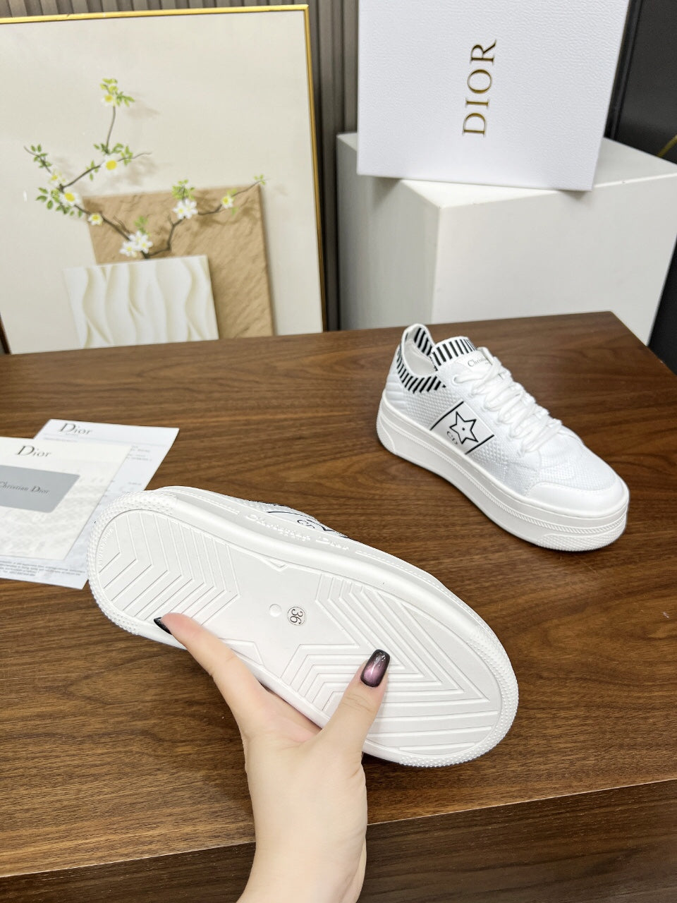 Z2Q105D310 Popular high-quality Shoes