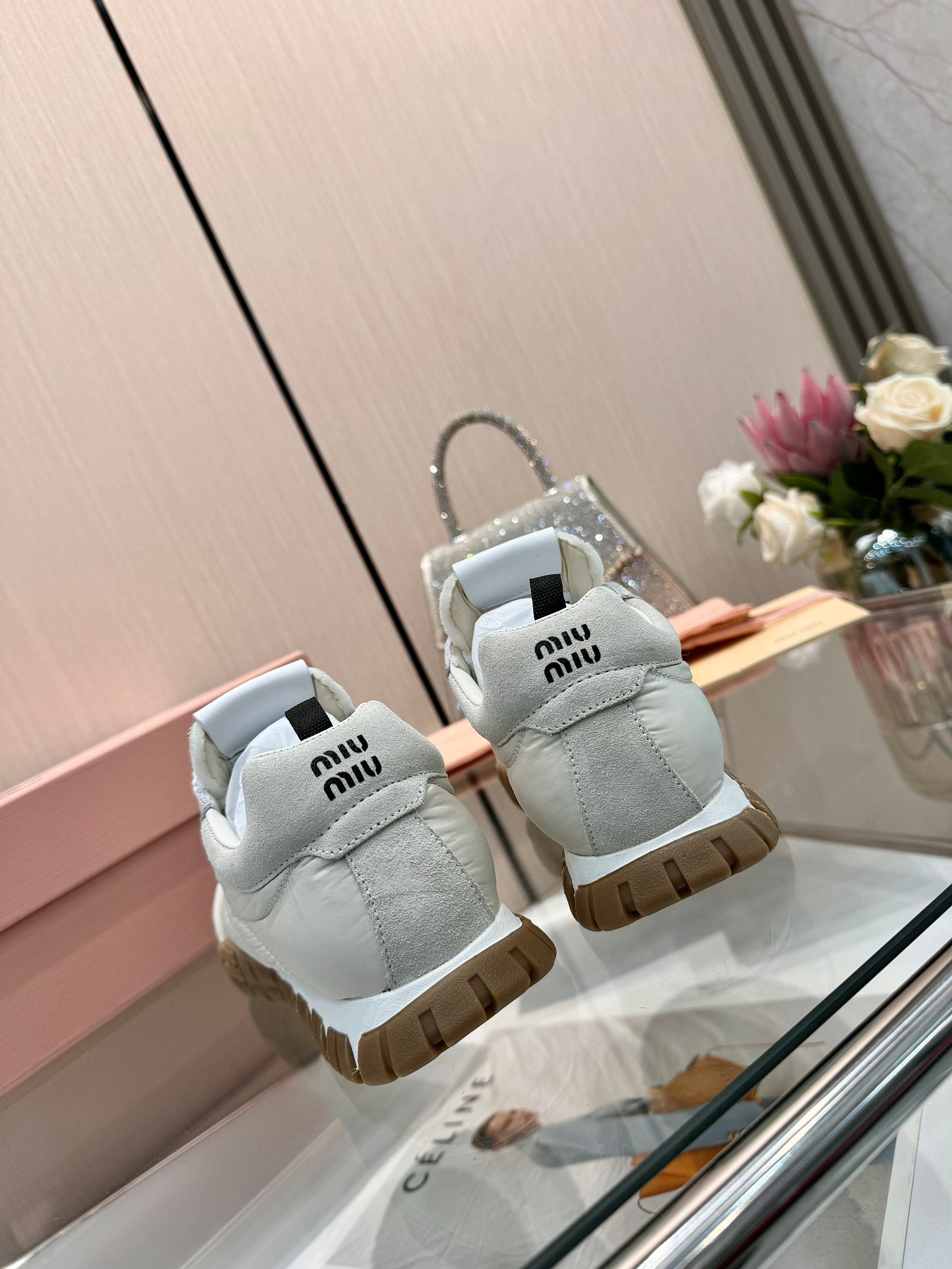 Z2Q95A17 Popular high-quality shoes