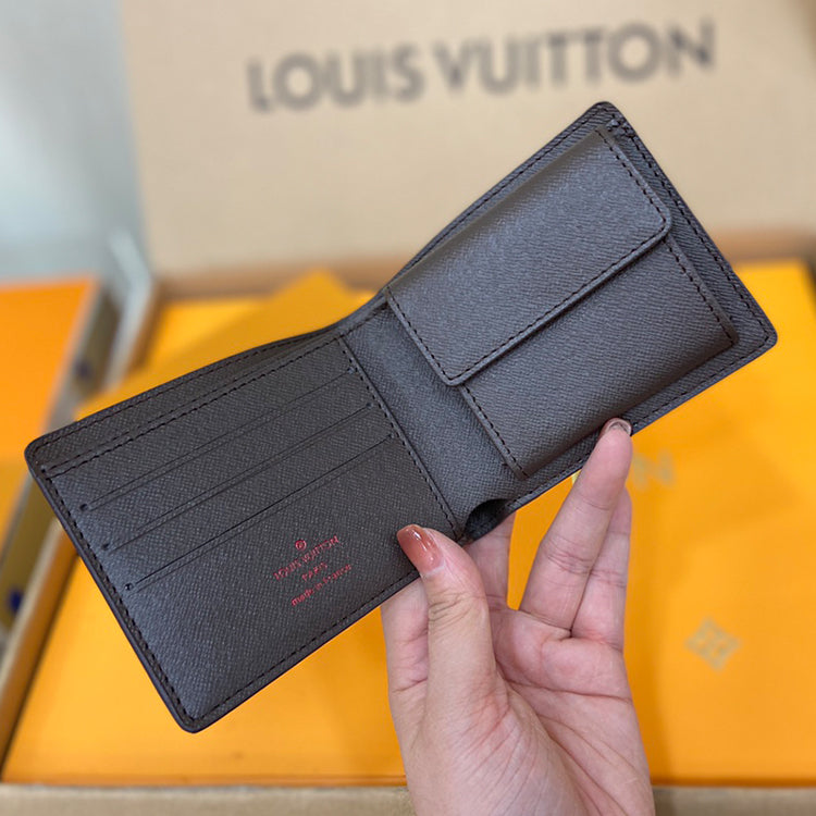 B1361E06 Popular leather wallets