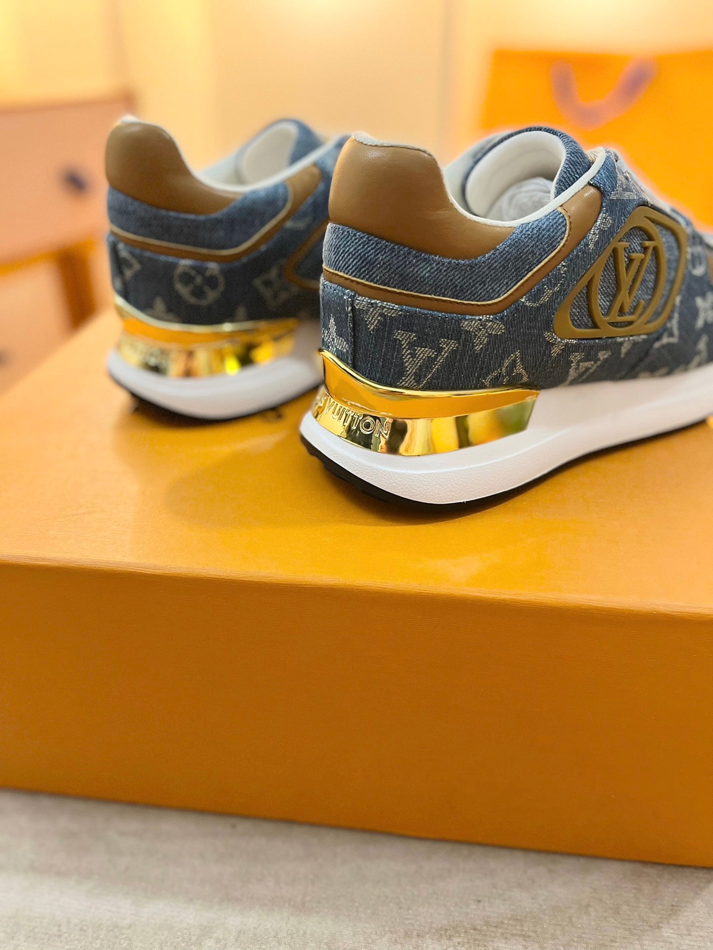 Z2P36E60 Popular high-quality leather Shoes