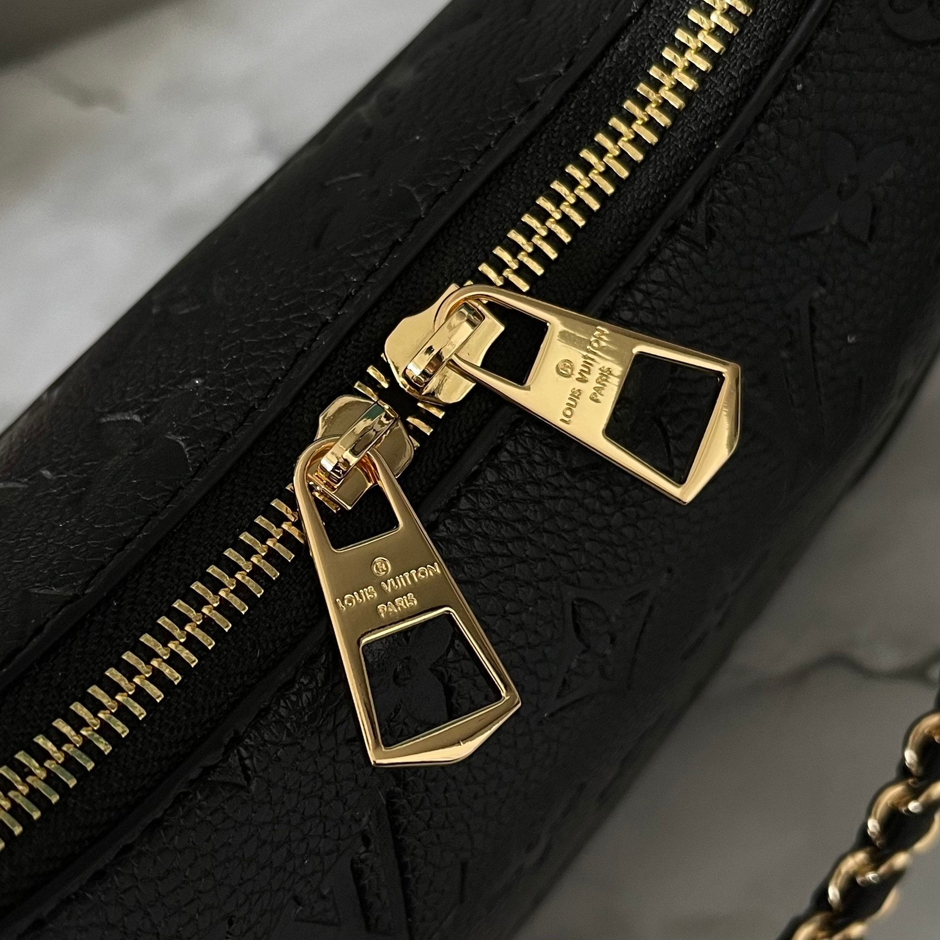 B1X104E57 Popular   leather bag