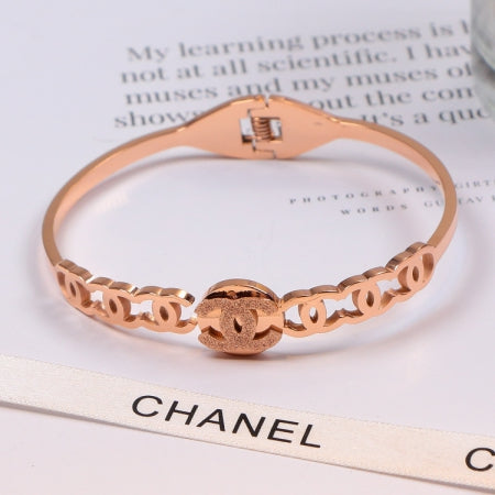 X2B60C45K  Popular Bracelets