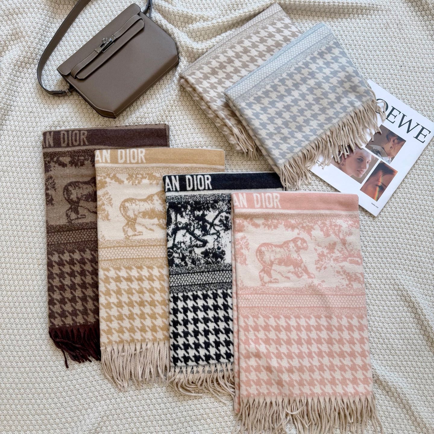 W1R86D24 Popular Winter Scarves