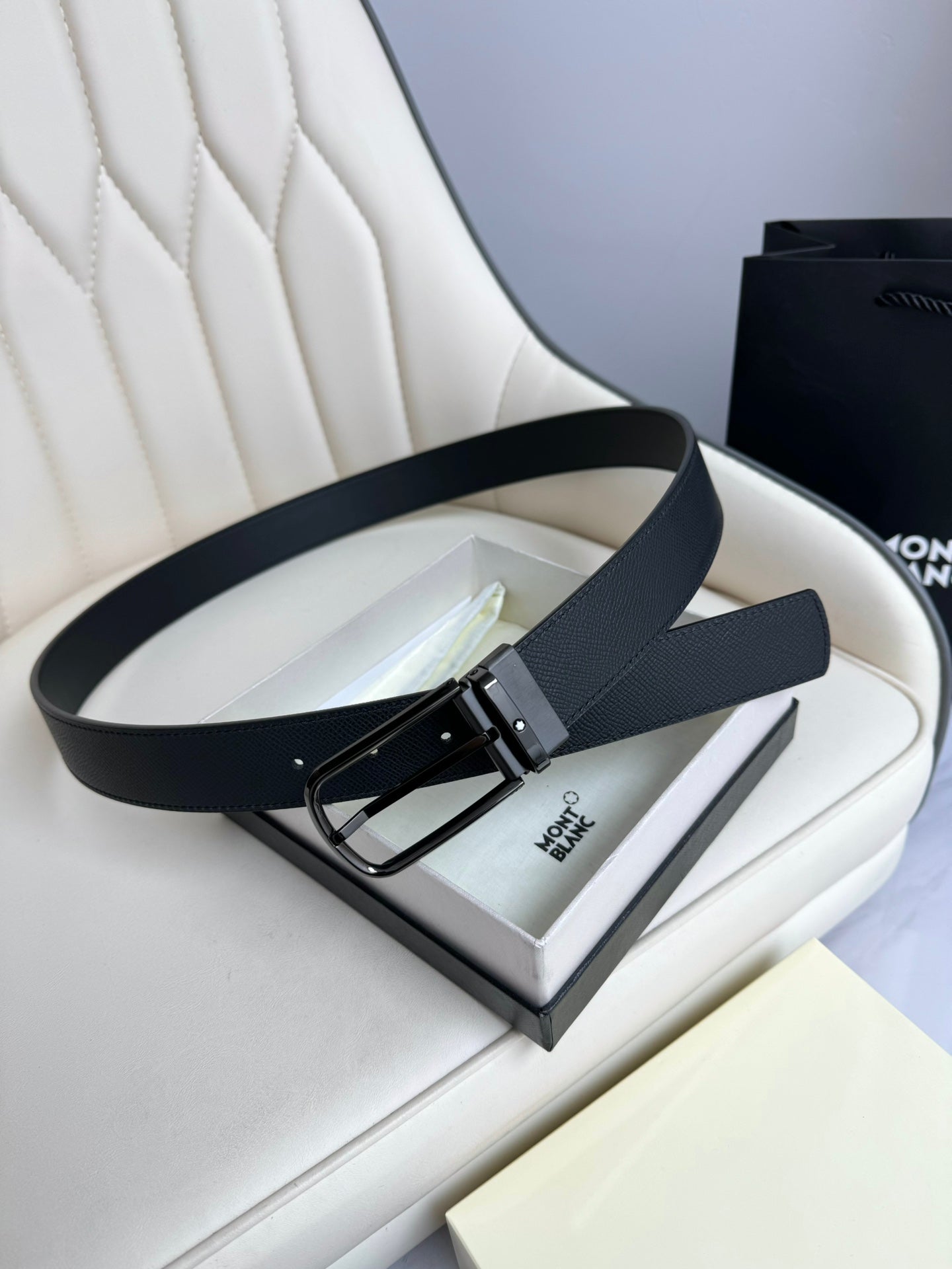 P1R55A235 Popular   High quality belt With full package