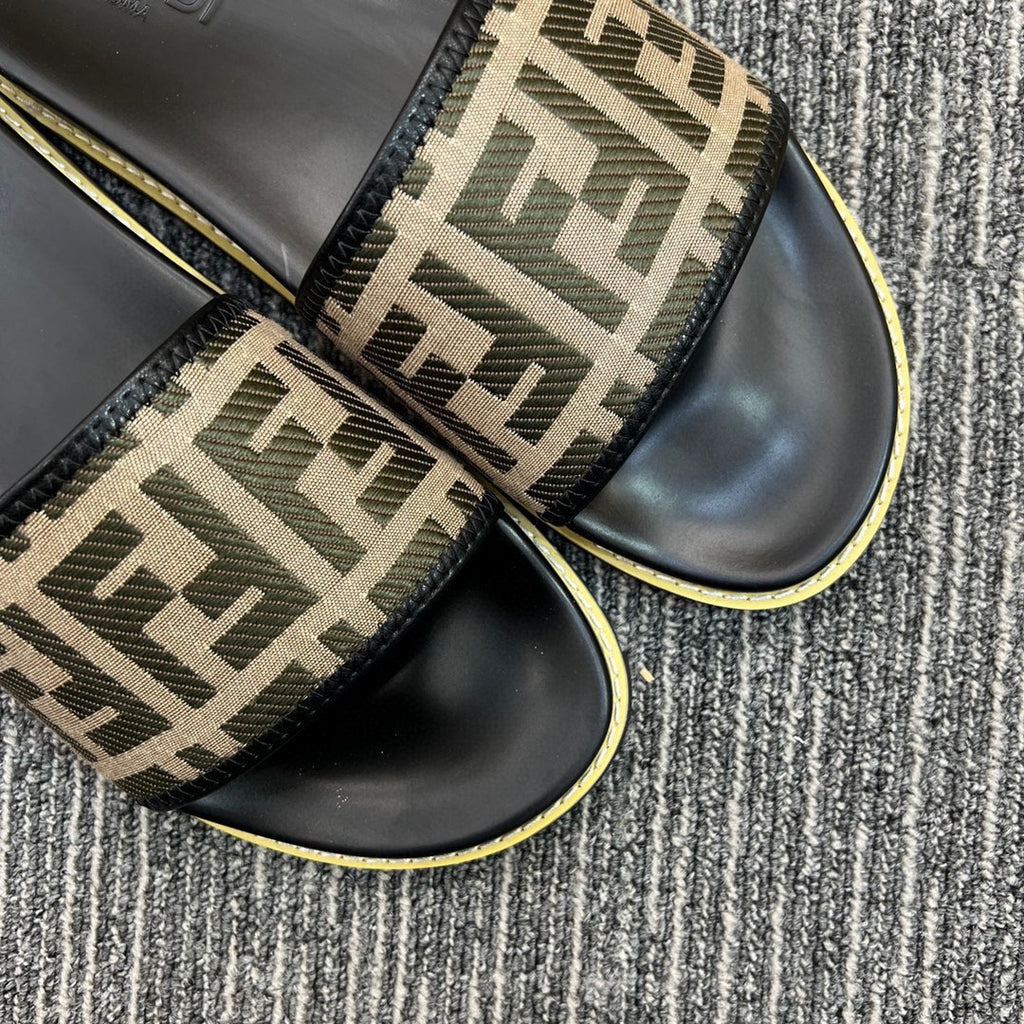 Z5XF105 Popular Slippers