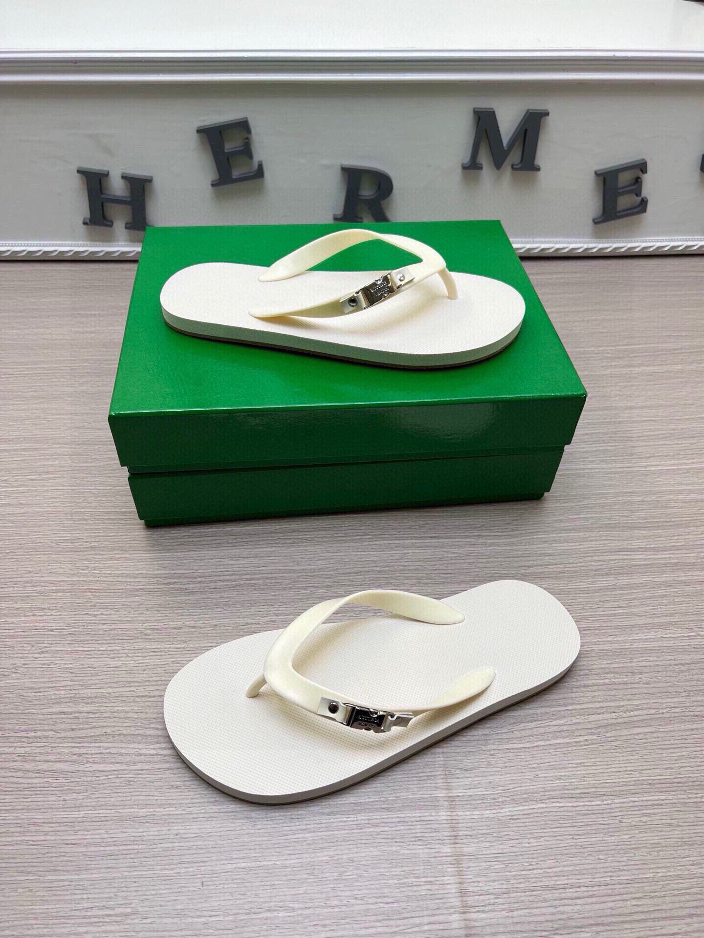 Z5Z35A291 Popular Slippers