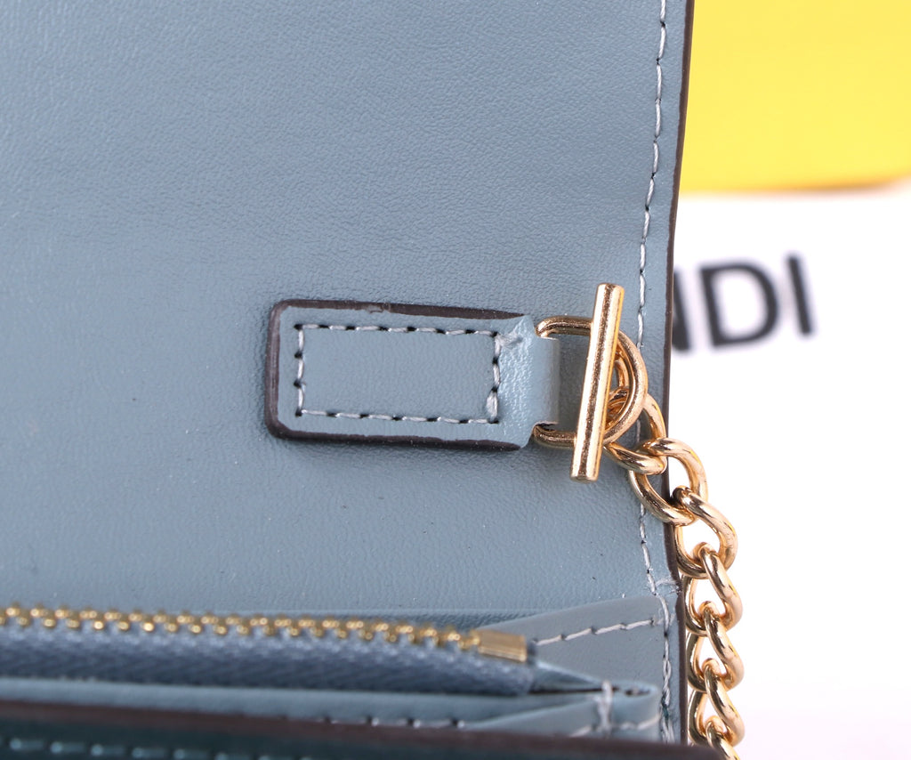 B1P36F103 Popular leather bag