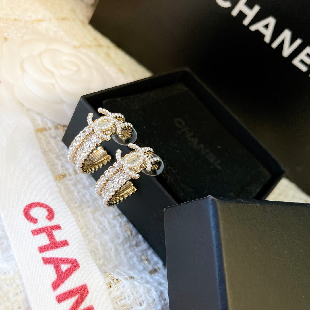 X1Z95C70E Popular Earrings
