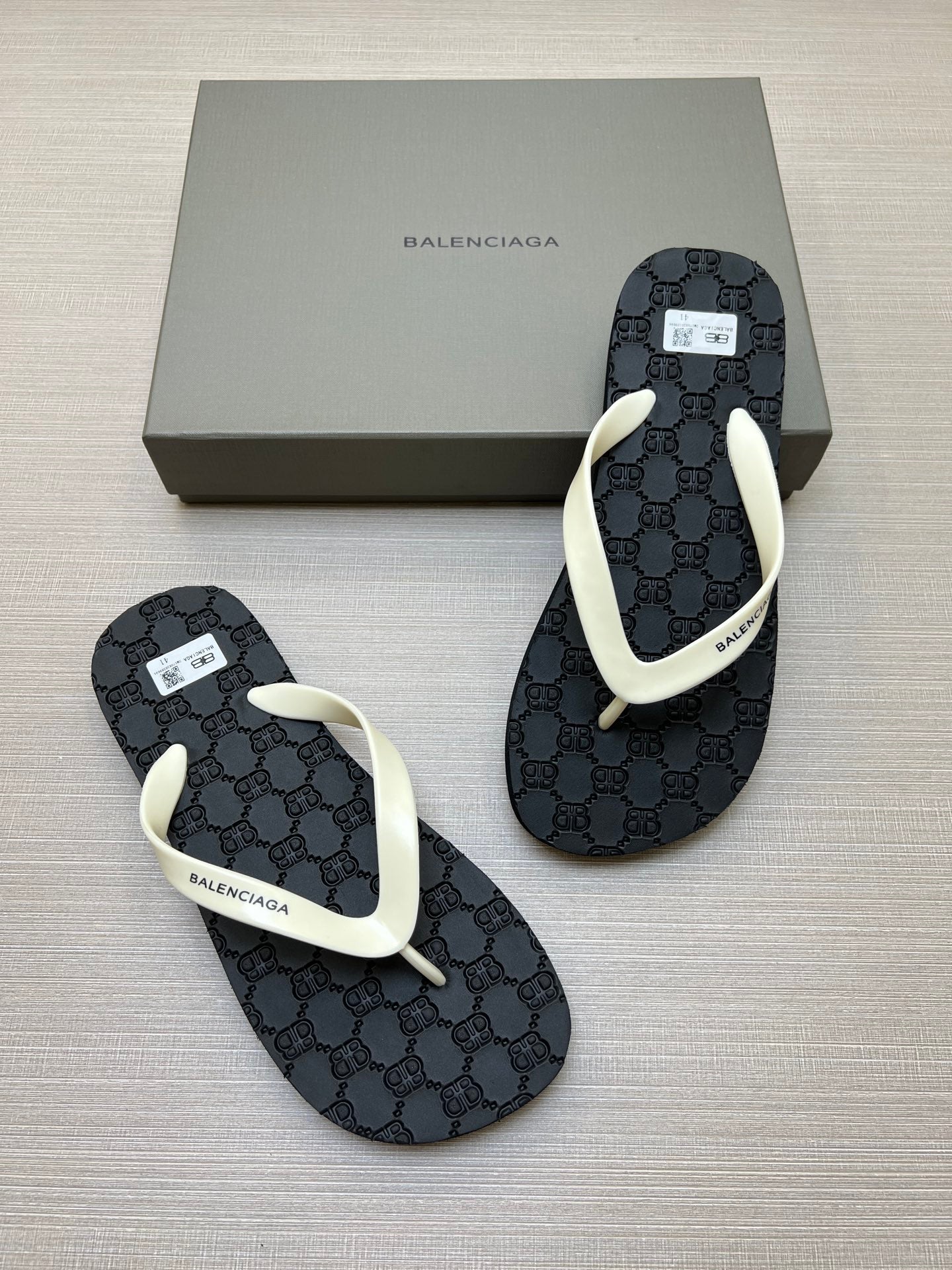 Z5QB16 Popular Slippers