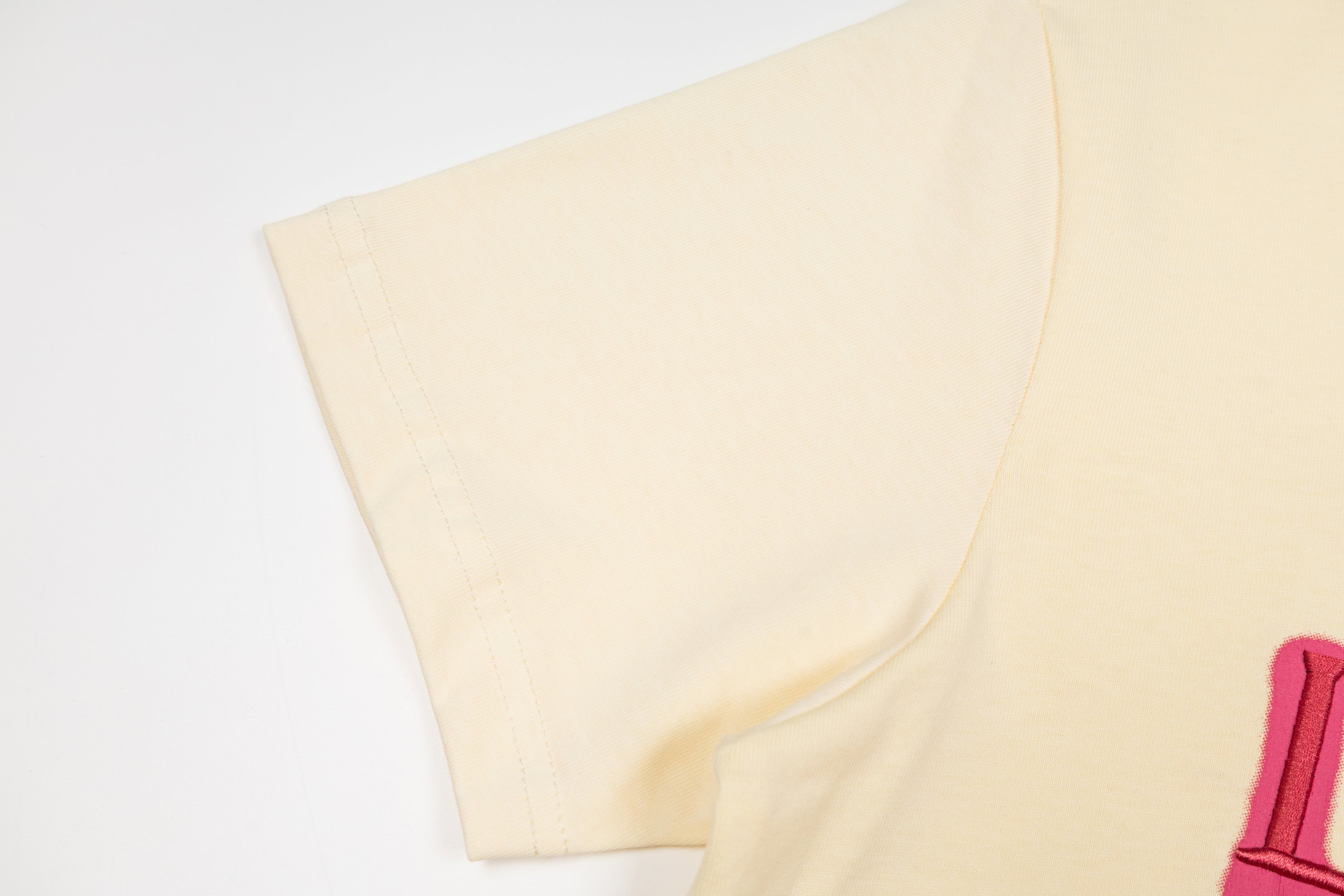 U1R76A44 Popular T-shirts