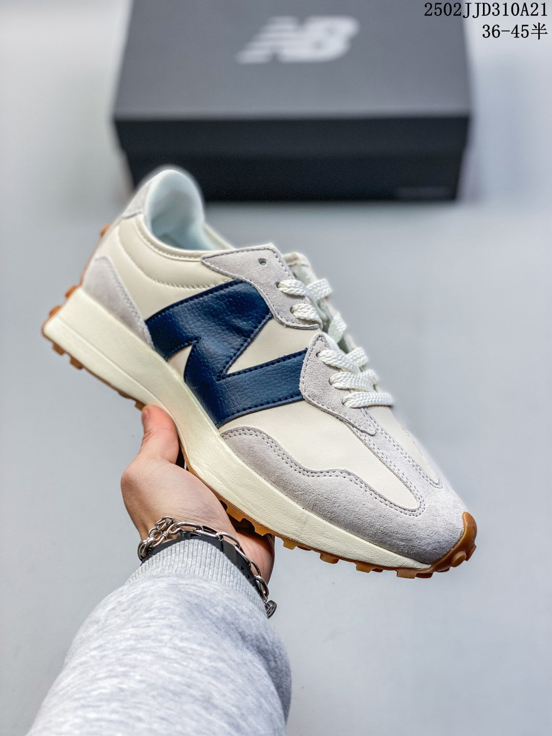 Z4Z35A42 Popular shoes (No box)