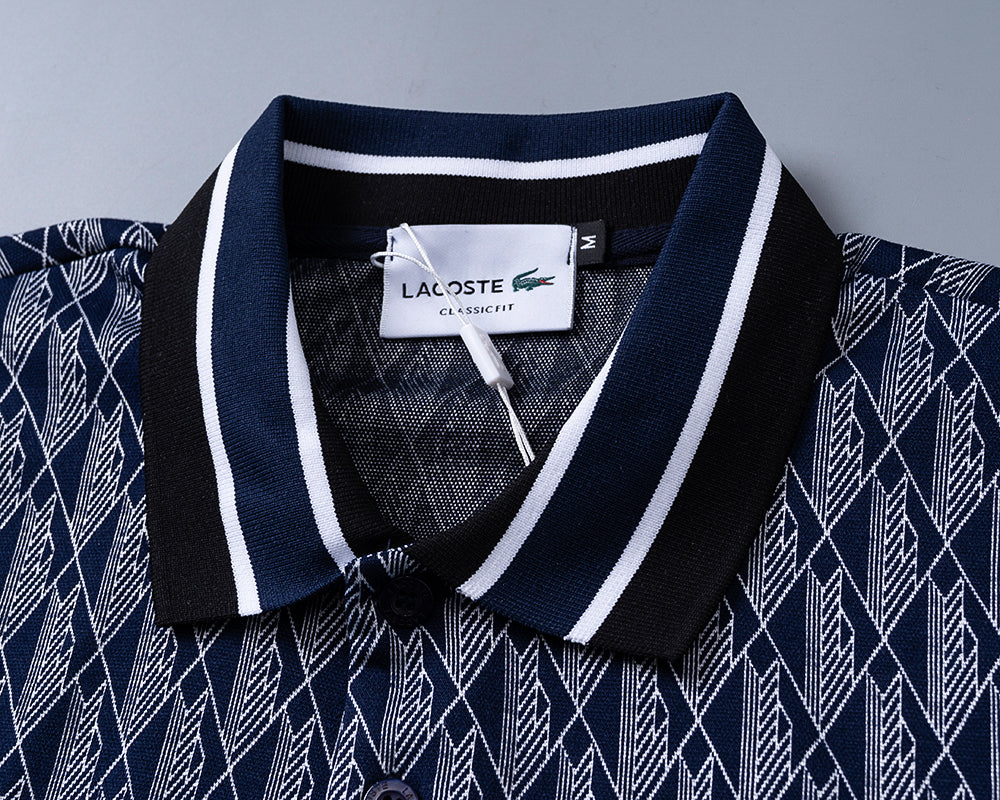 U1P36A100 Popular T-shirts
