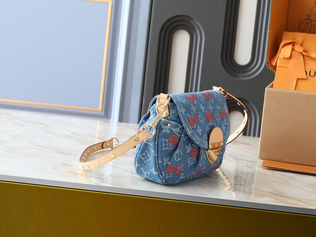 B1N165B118 Popular    bag