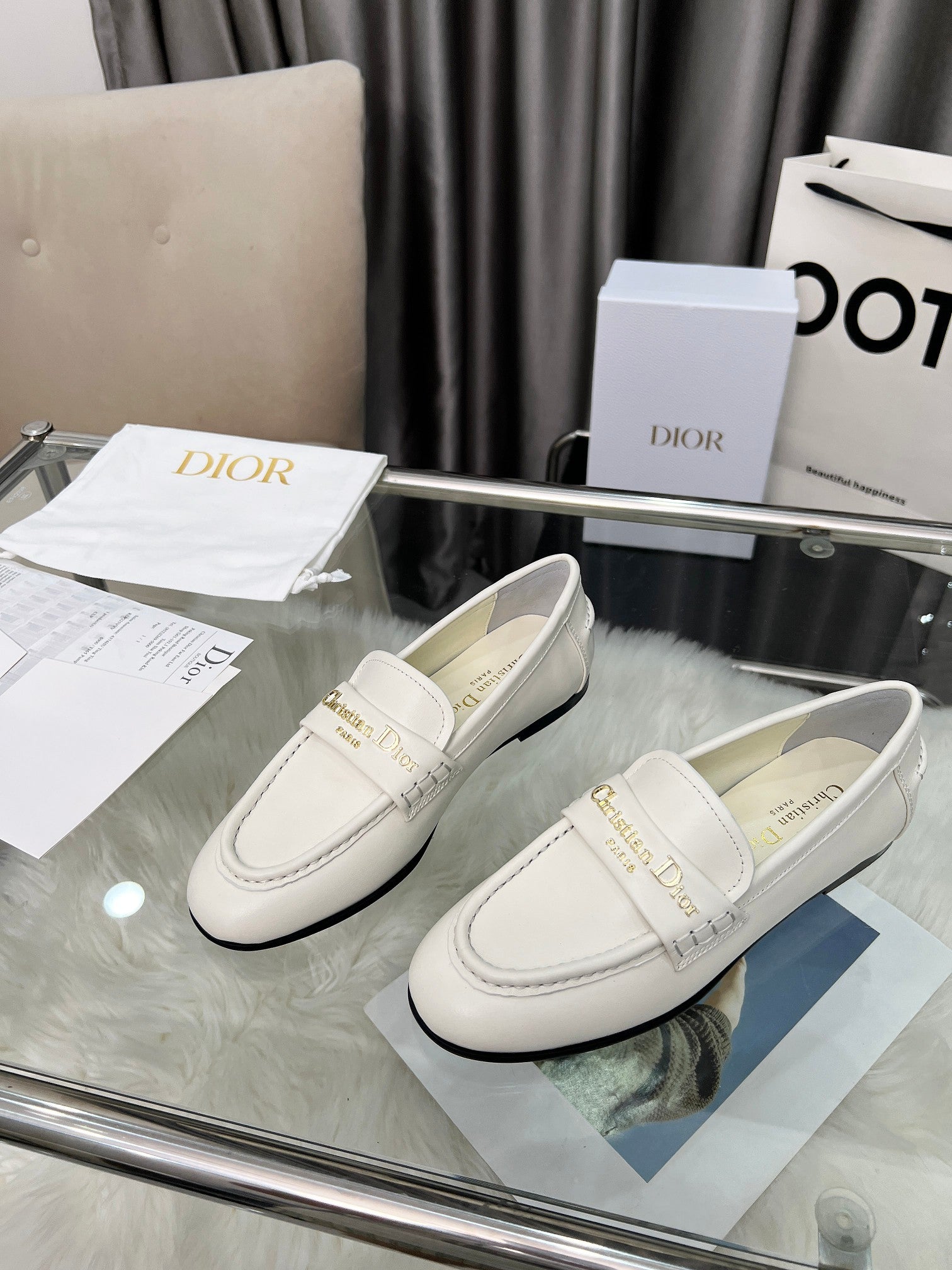 Z2Q105D301 Popular high-quality leather Shoes