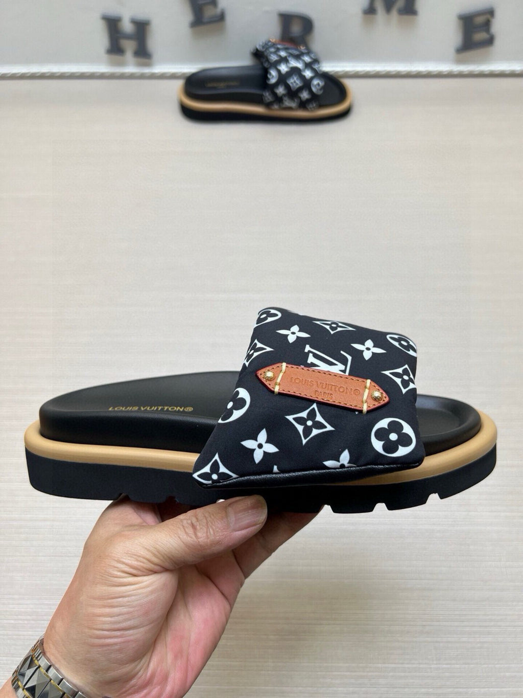 Z5QE9 Popular Slippers