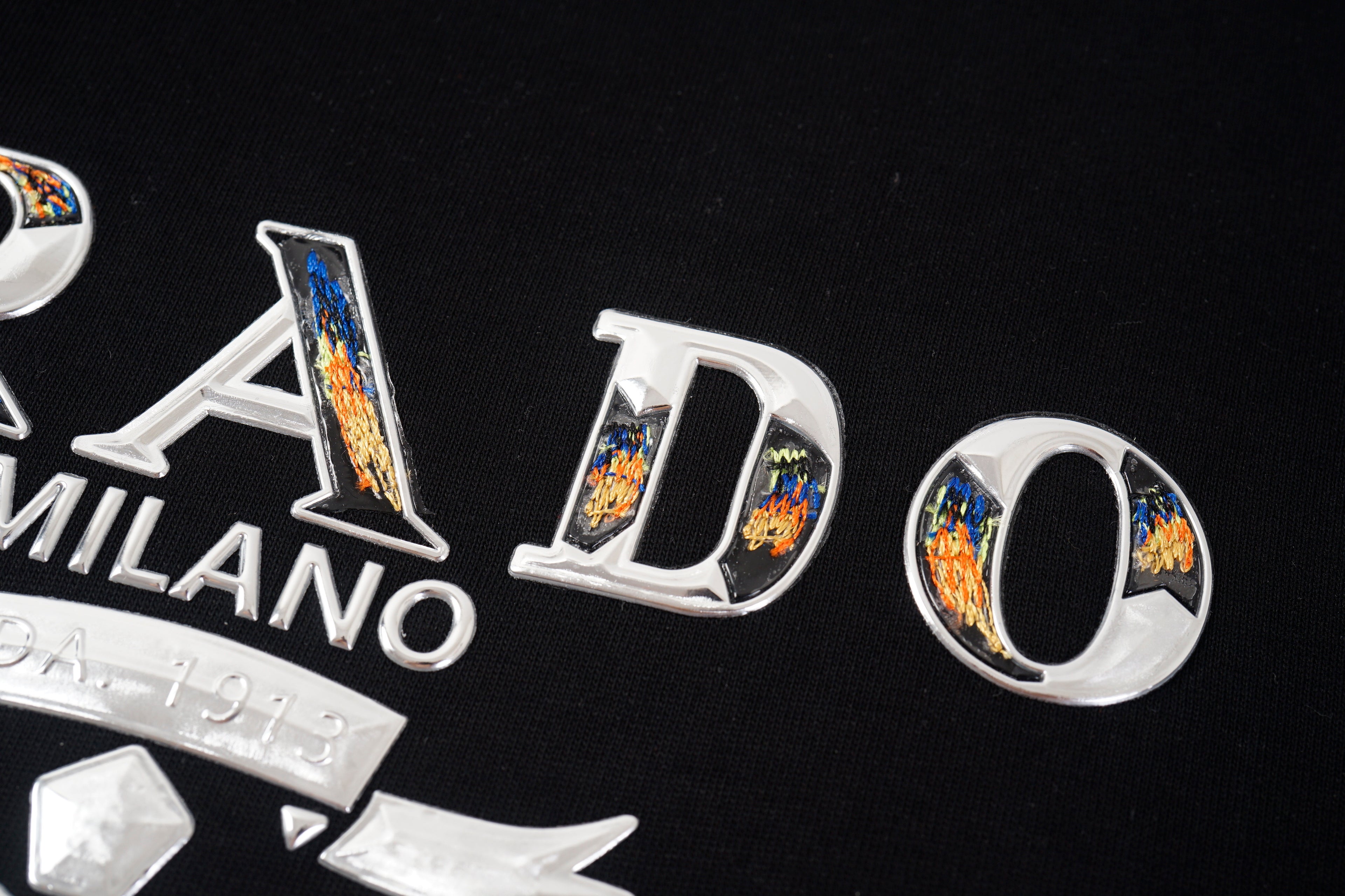 U1R76P53 Popular T-shirts