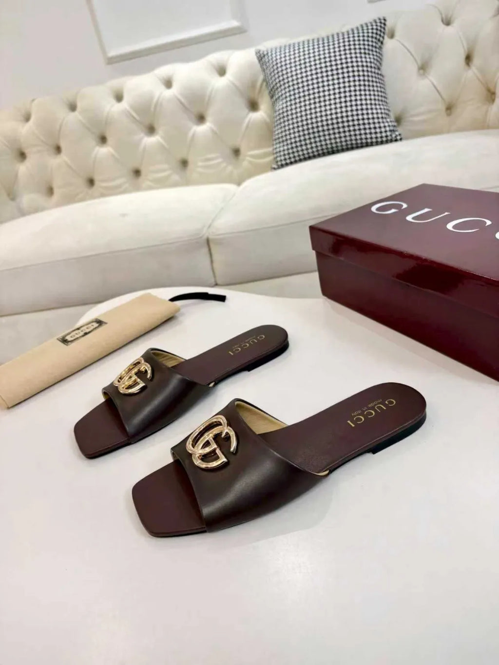 Z2P36B43 Popular high-quality leather Shoes
