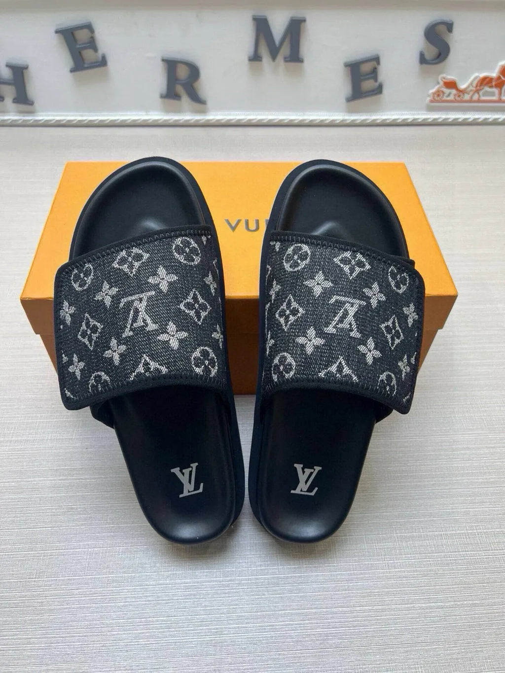 Z5QE2  Popular Slippers