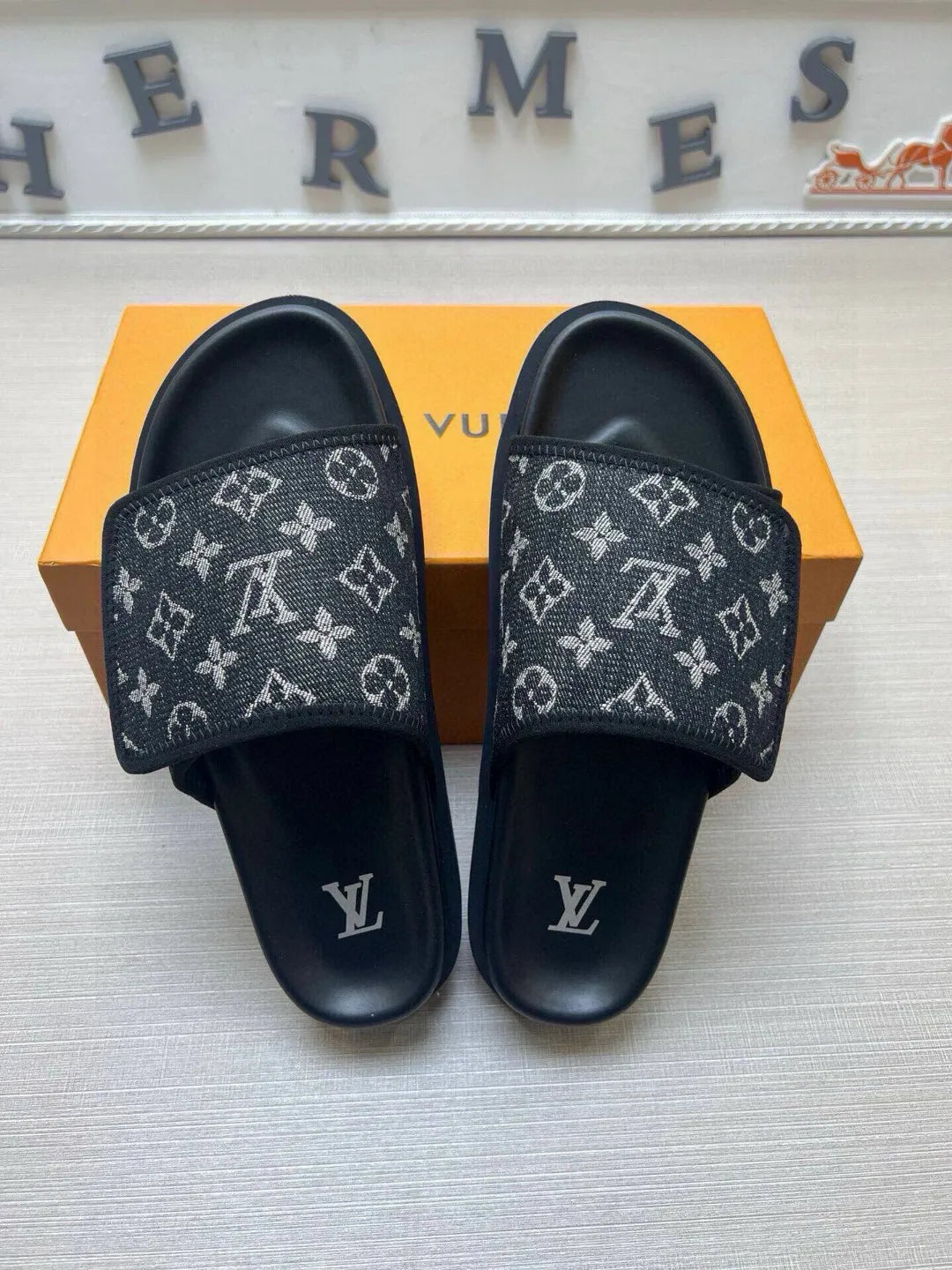 Z5QE2  Popular Slippers