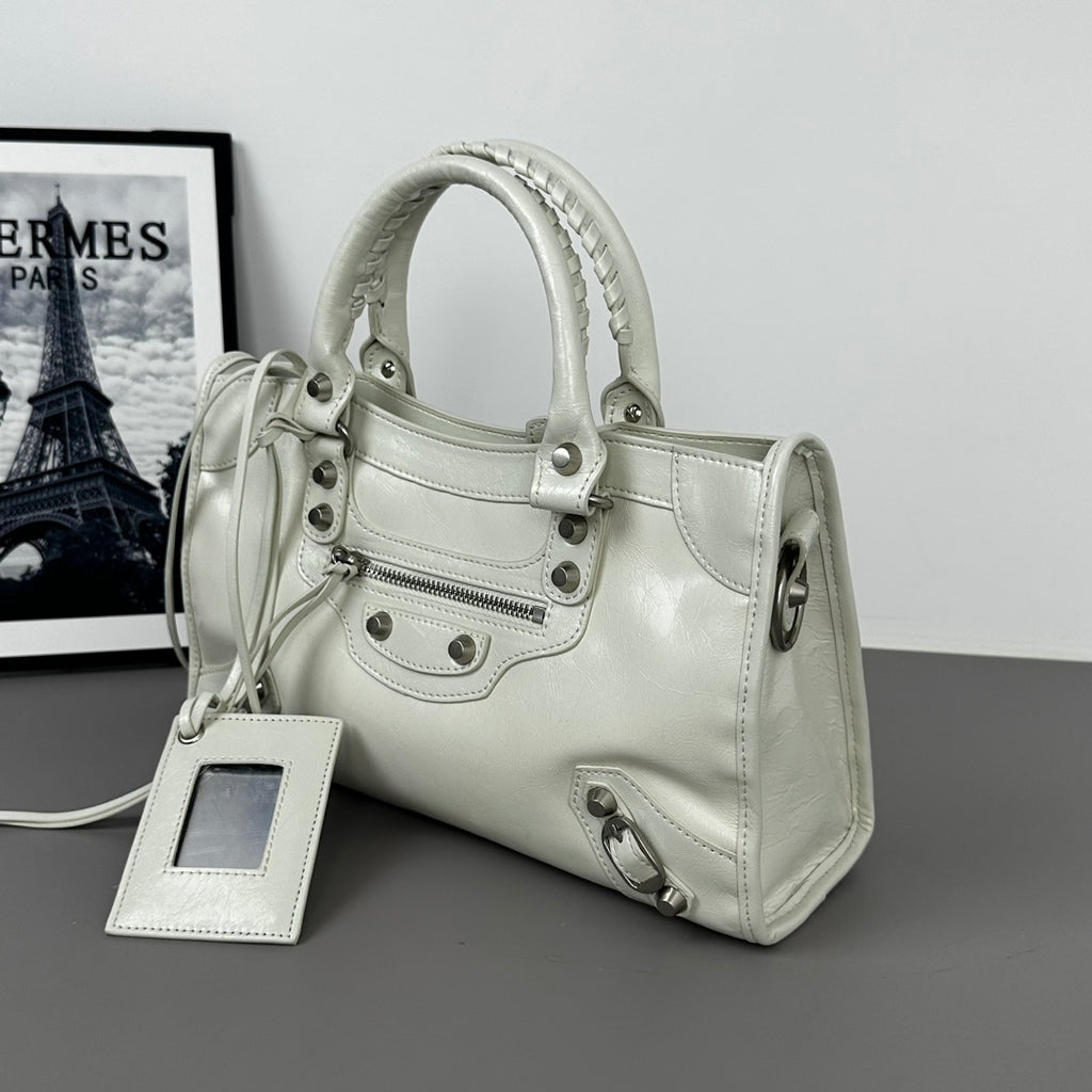 B1P36J117 Popular leather bag