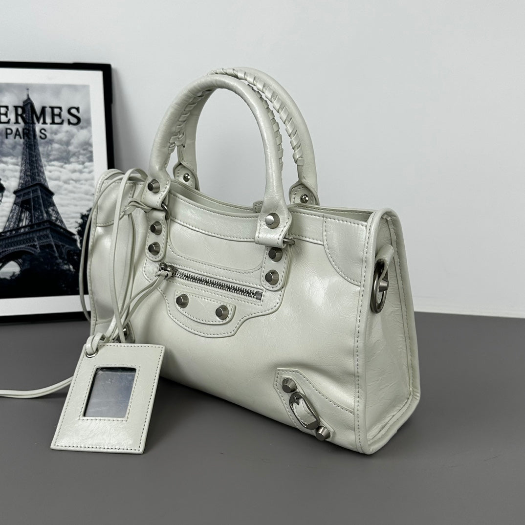B1P36J117 Popular leather bag