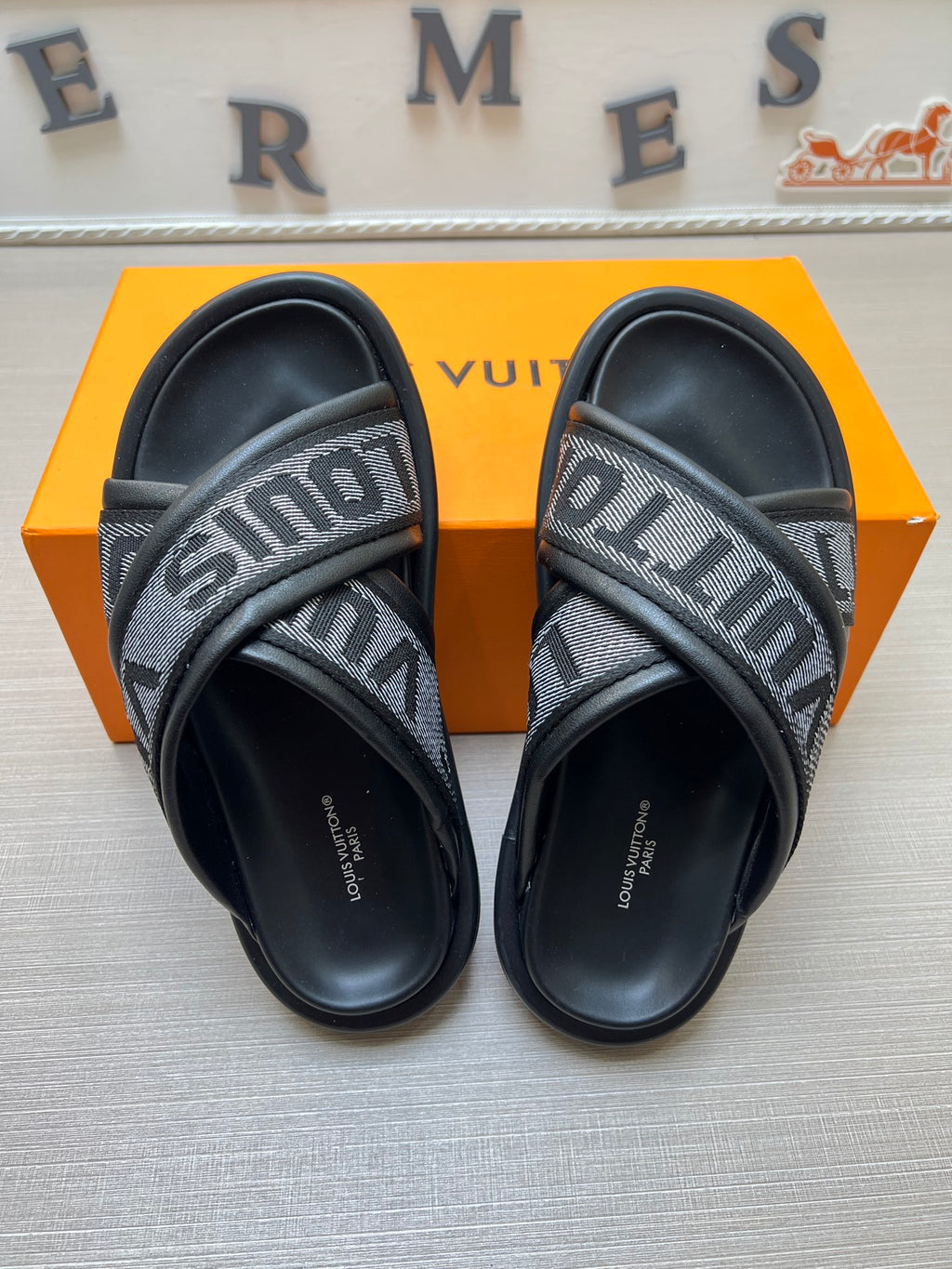 Z5Z35E273 Popular Slippers
