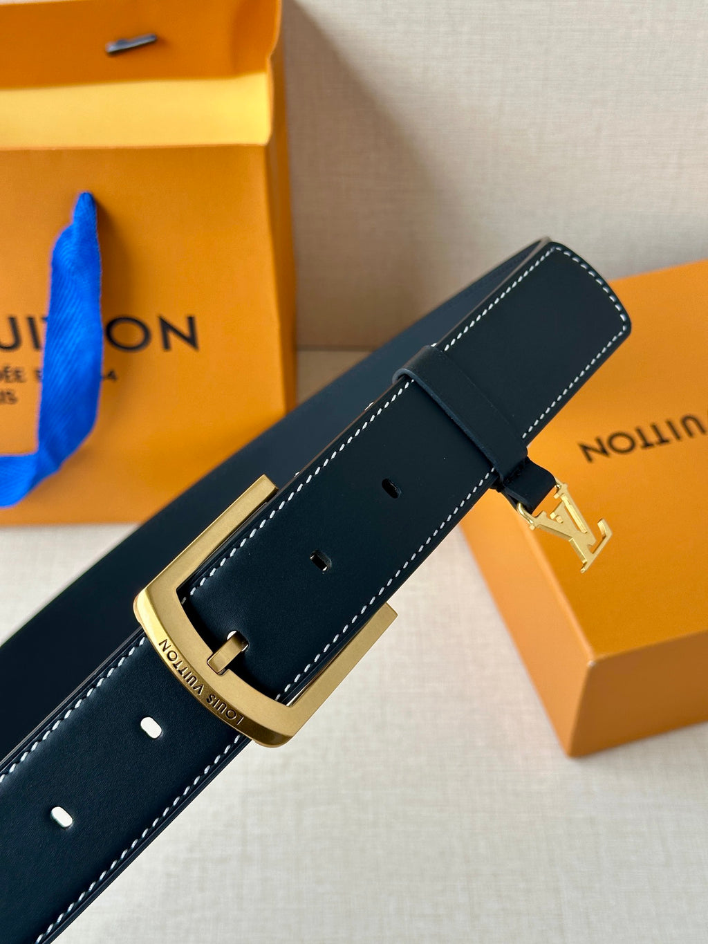 P1W15E161 Popular  High quality belt With full package