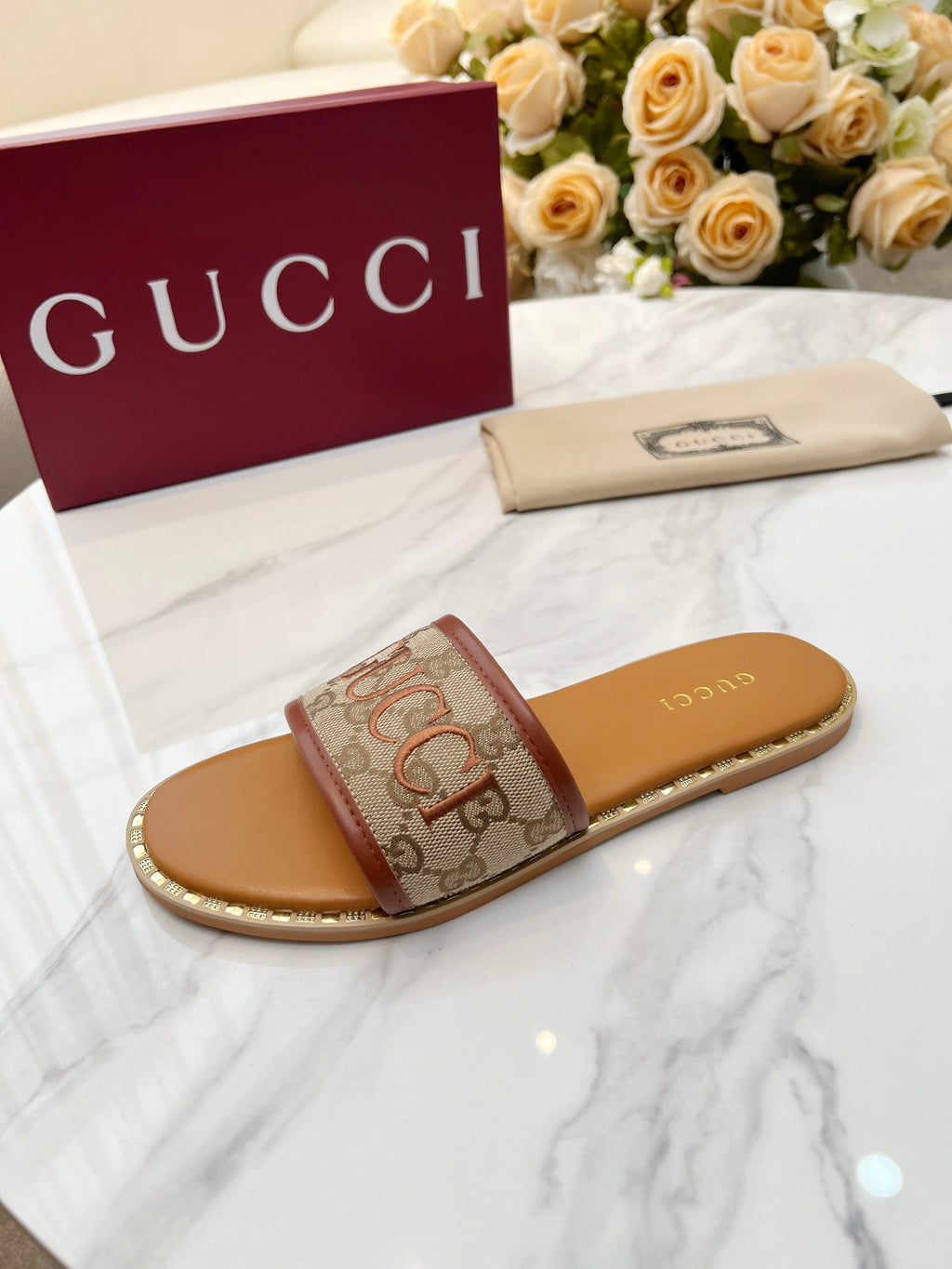 Z2Q55B29 Popular high-quality  Shoes