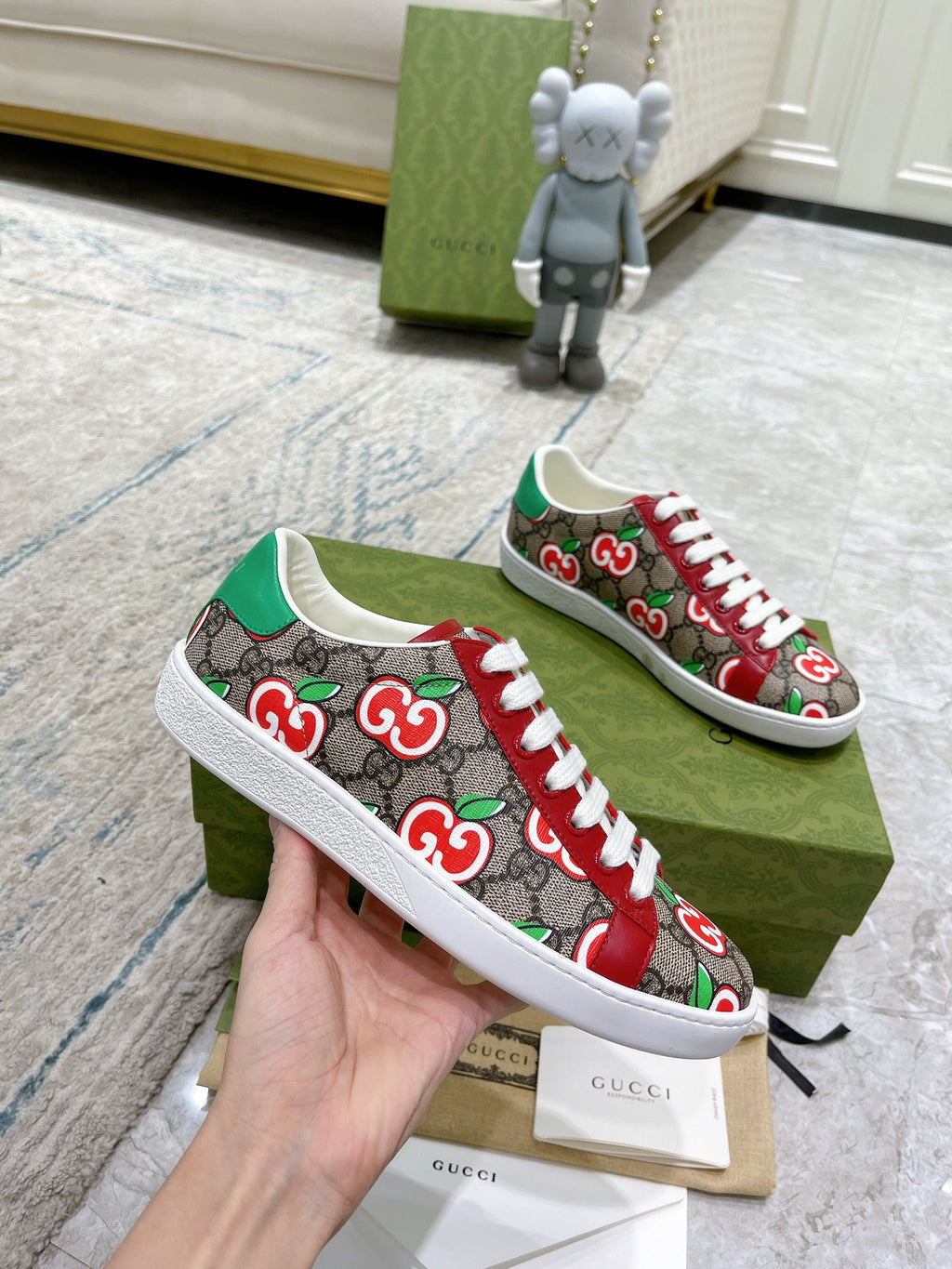 Z2Q105B196 Popular high-quality Shoes