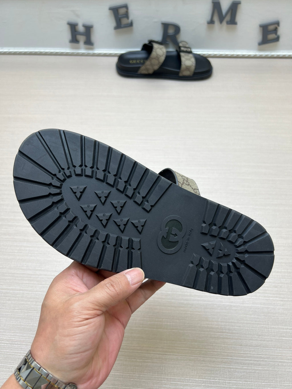 Z5ZB90 Popular slippers