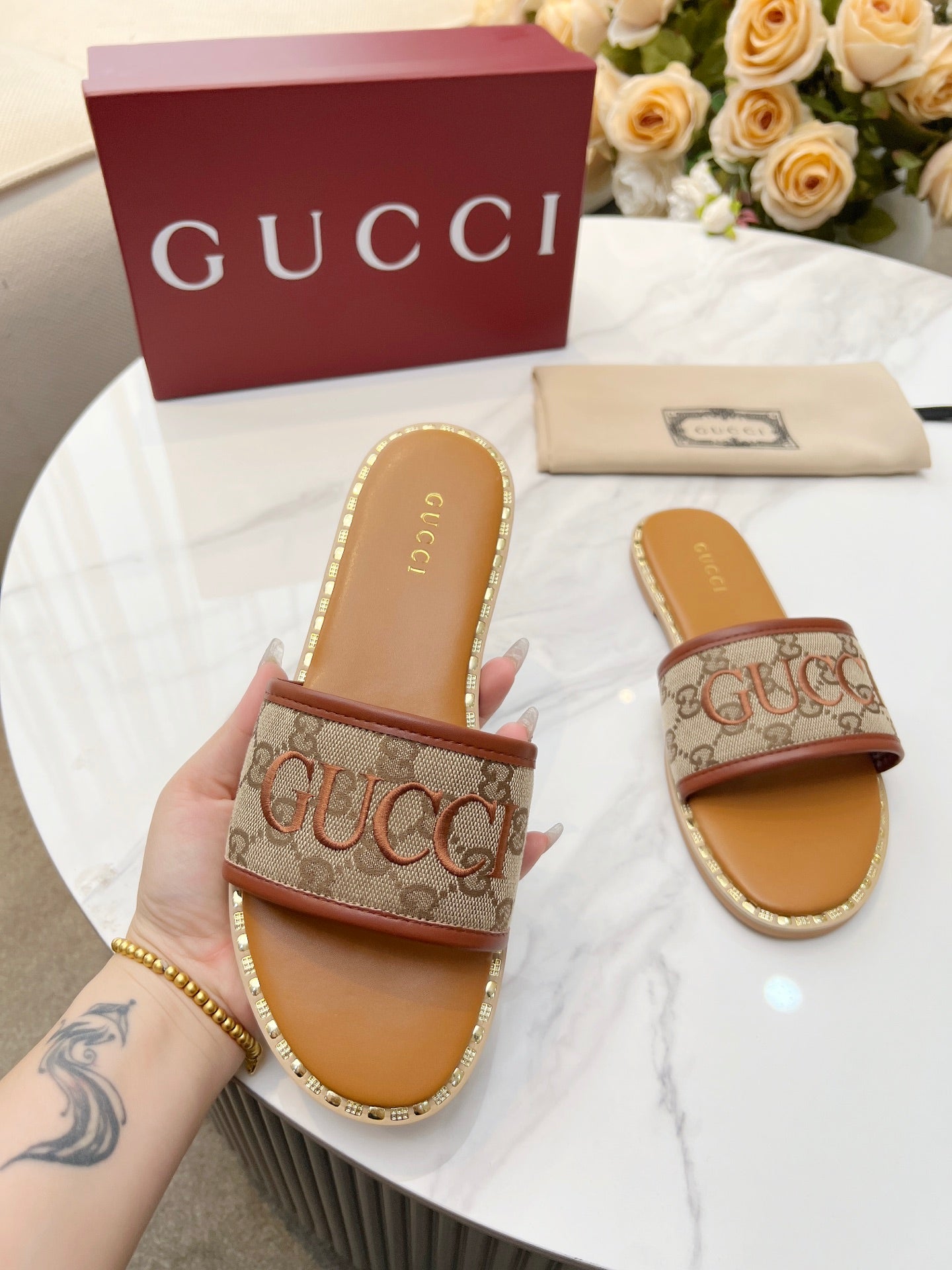 Z2Q55B29 Popular high-quality  Shoes